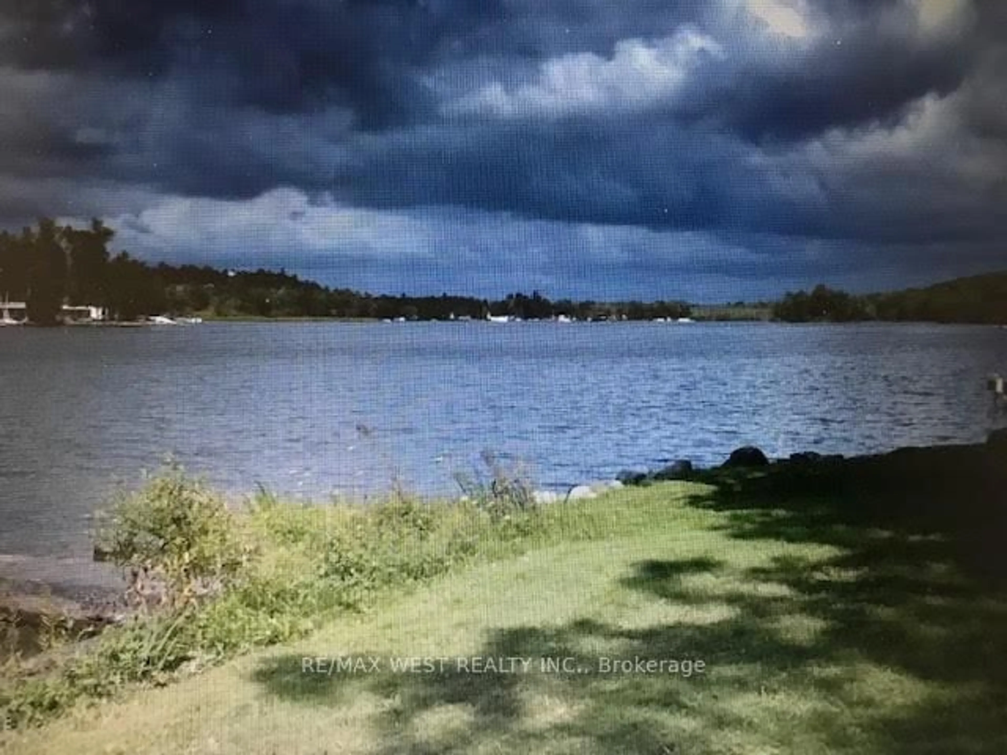 Blurry image for 28 Lakeshore Dr, Trent Hills Ontario K0L 1Y0
