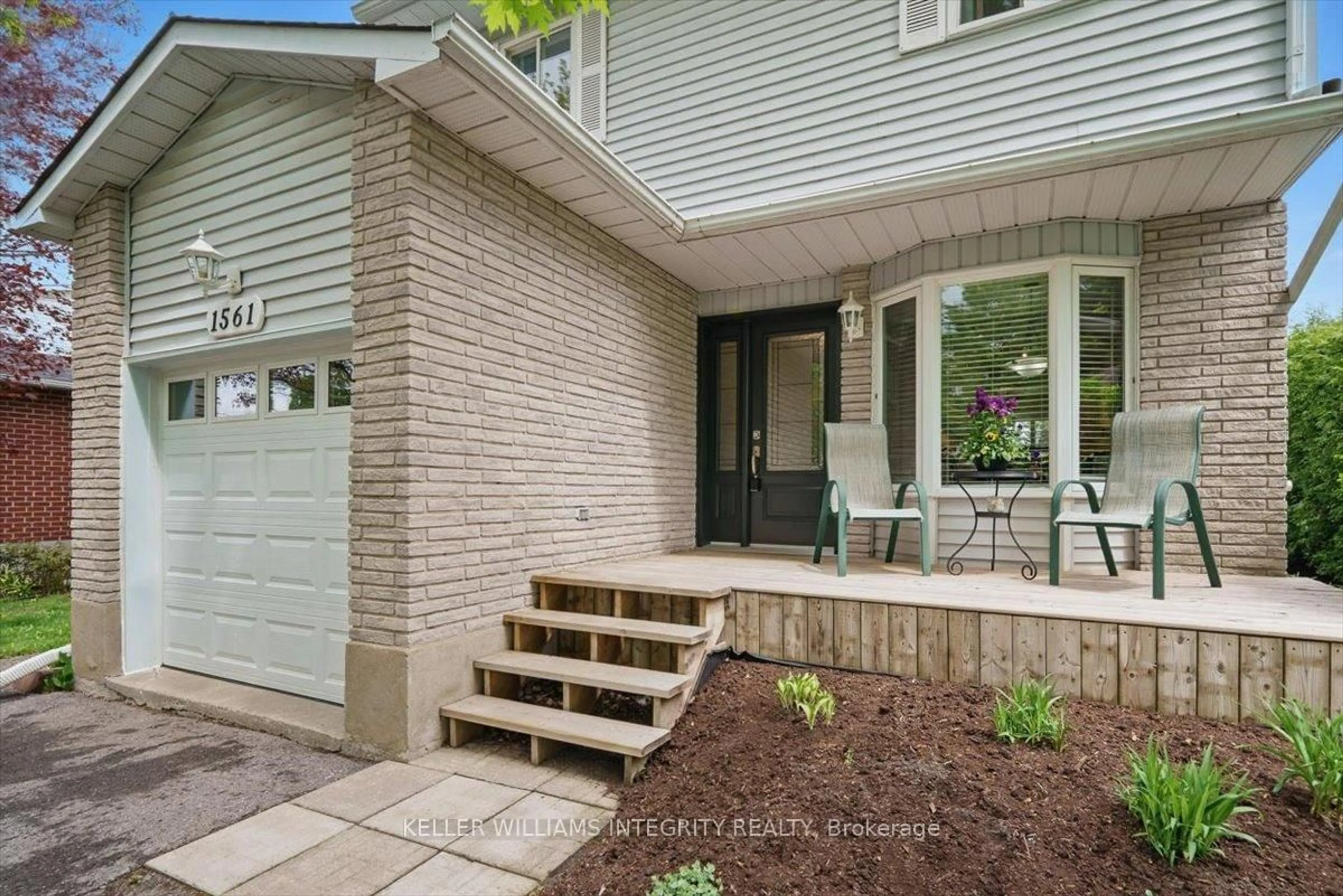 Home with brick exterior material, street for 1561 Verchere St, Orleans Ontario K1C 6B8
