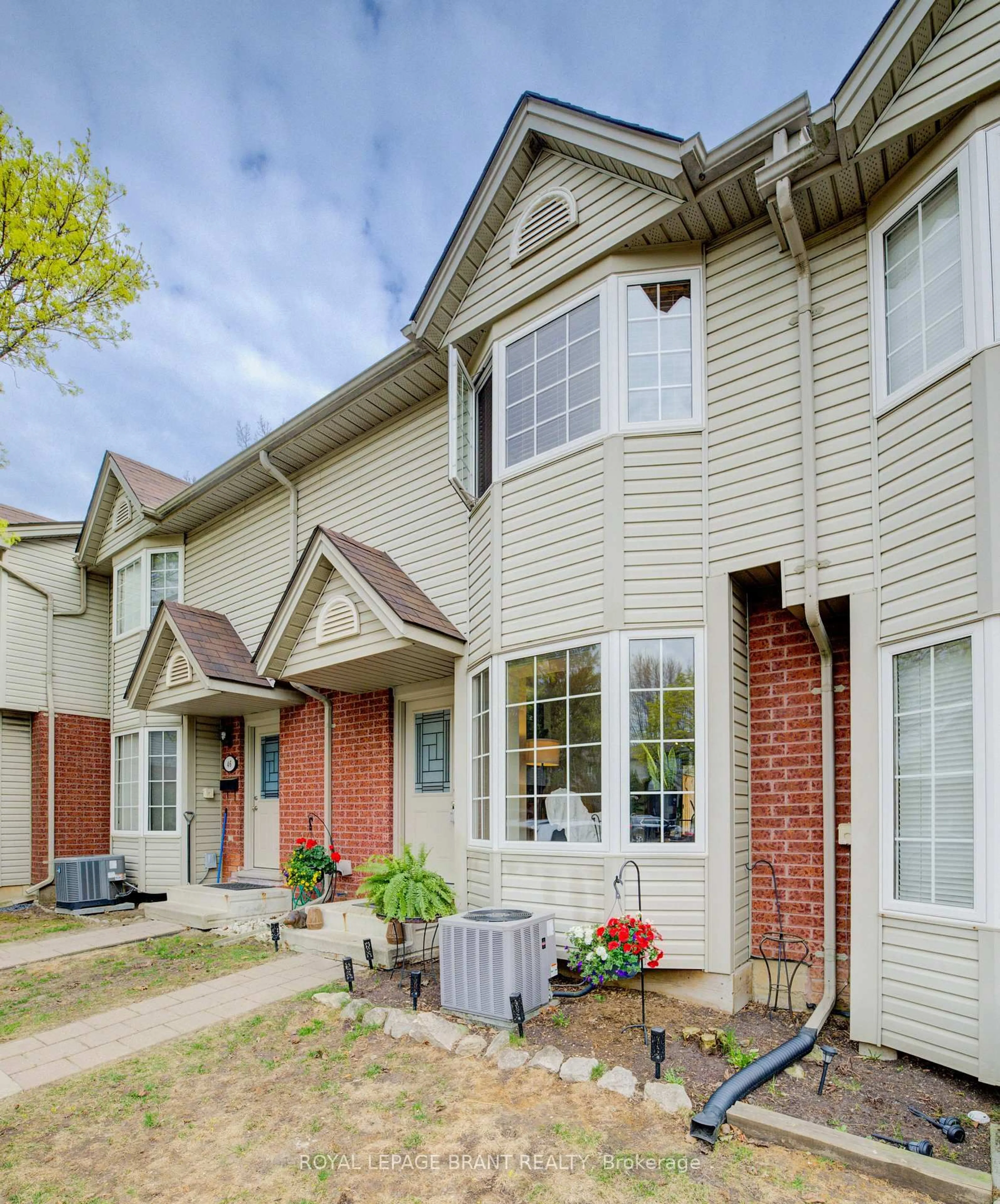 Home with brick exterior material, street for 235 Saginaw Pkwy #45, Cambridge Ontario N1T 1X4