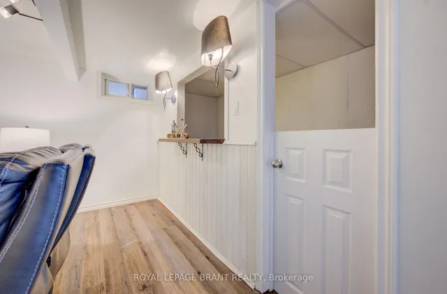 Additional property image - 192 Silver Aspen Cres