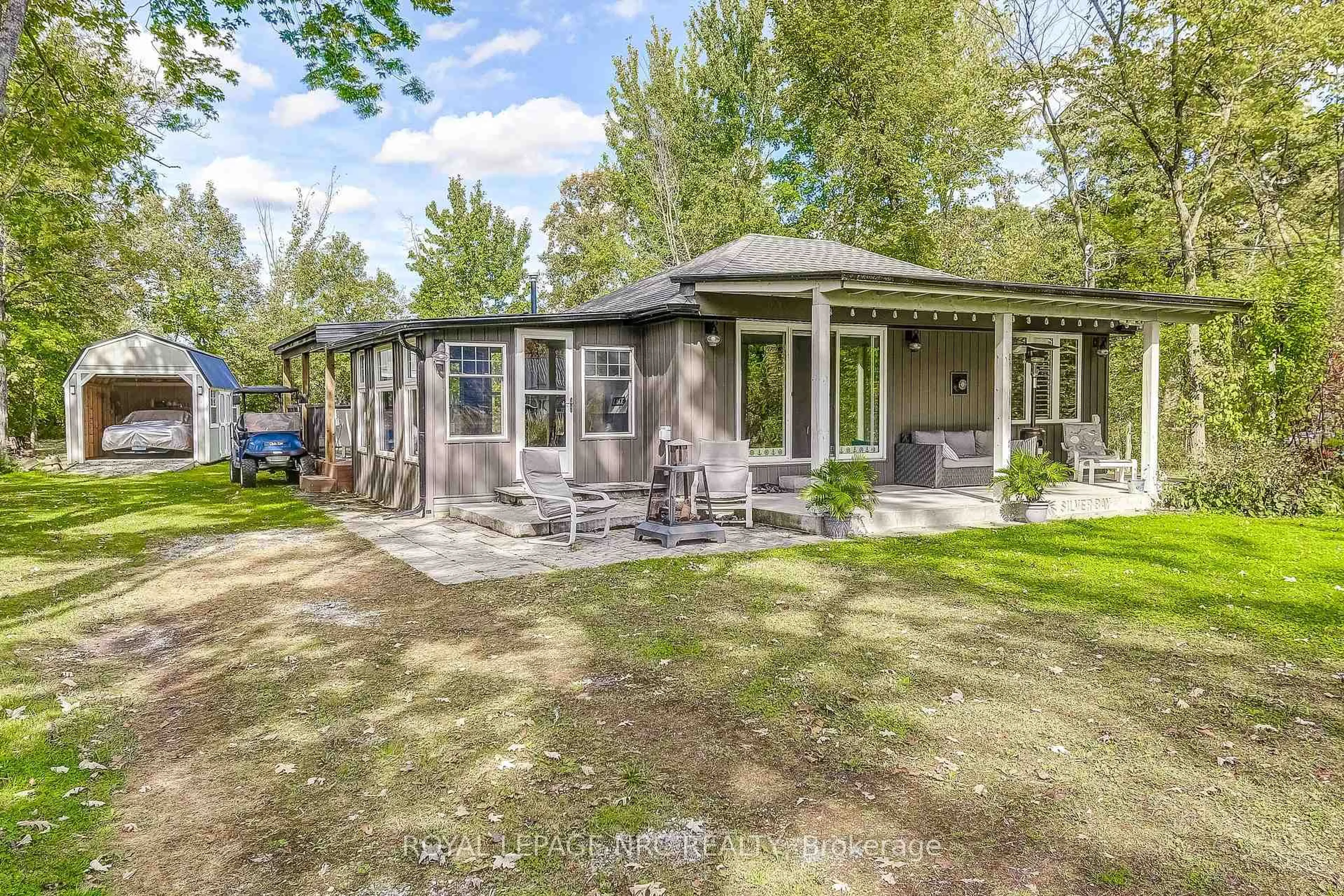 Patio, water/lake/river/ocean view for 3572 Firelane 7 N/A, Port Colborne Ontario L3K 5V3