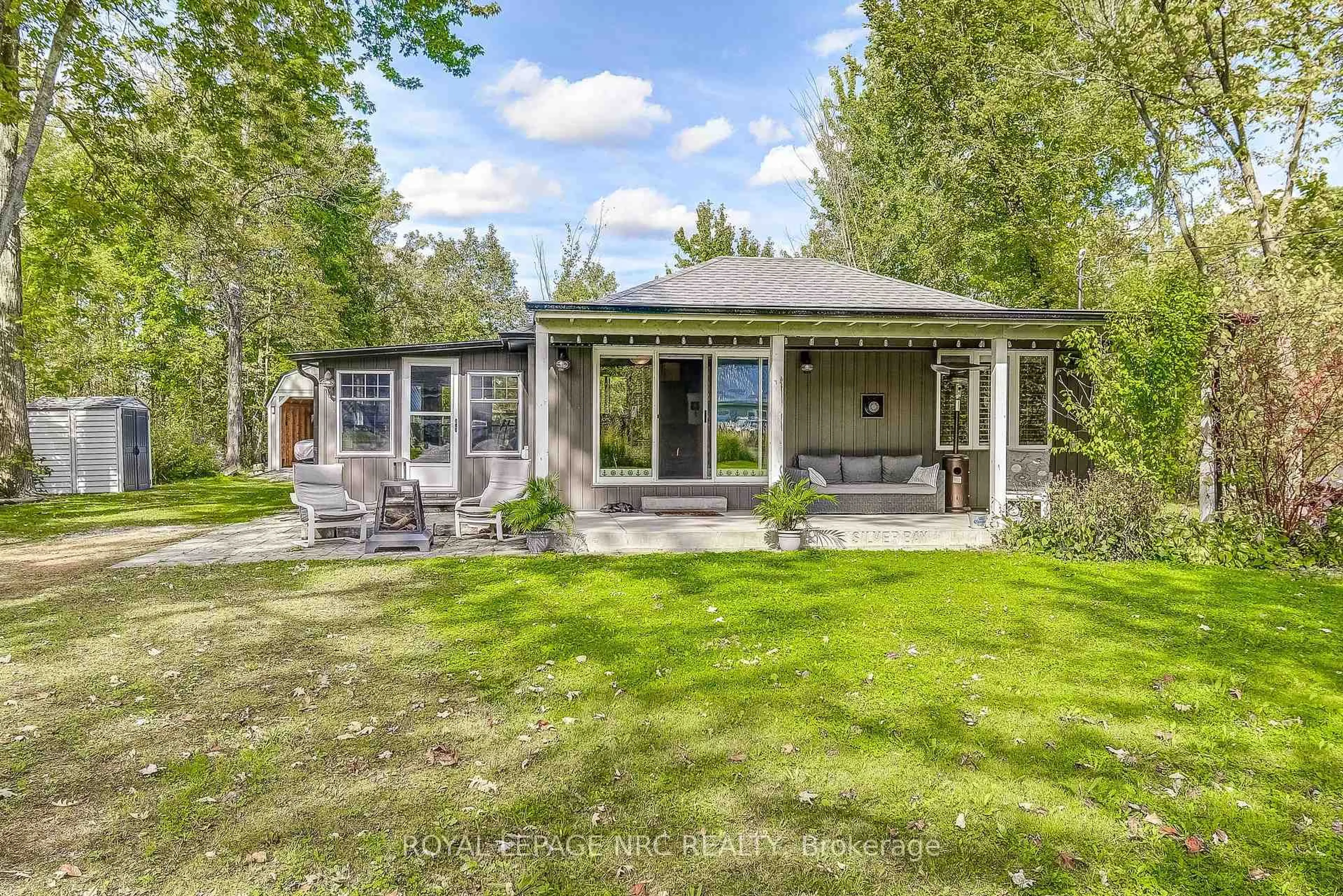 Home with vinyl exterior material, unknown for 3572 Firelane 7 N/A, Port Colborne Ontario L3K 5V3