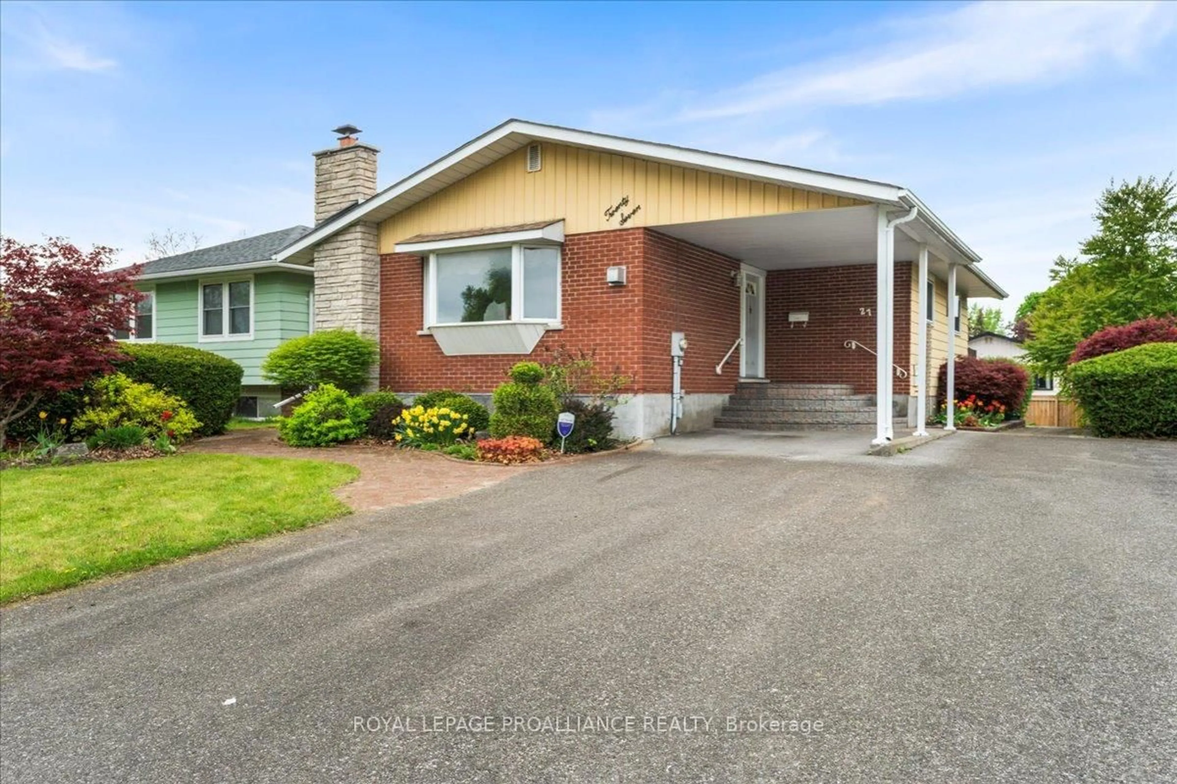 Home with brick exterior material, street for 27 Hollandale Ave, Quinte West Ontario K8V 2C5