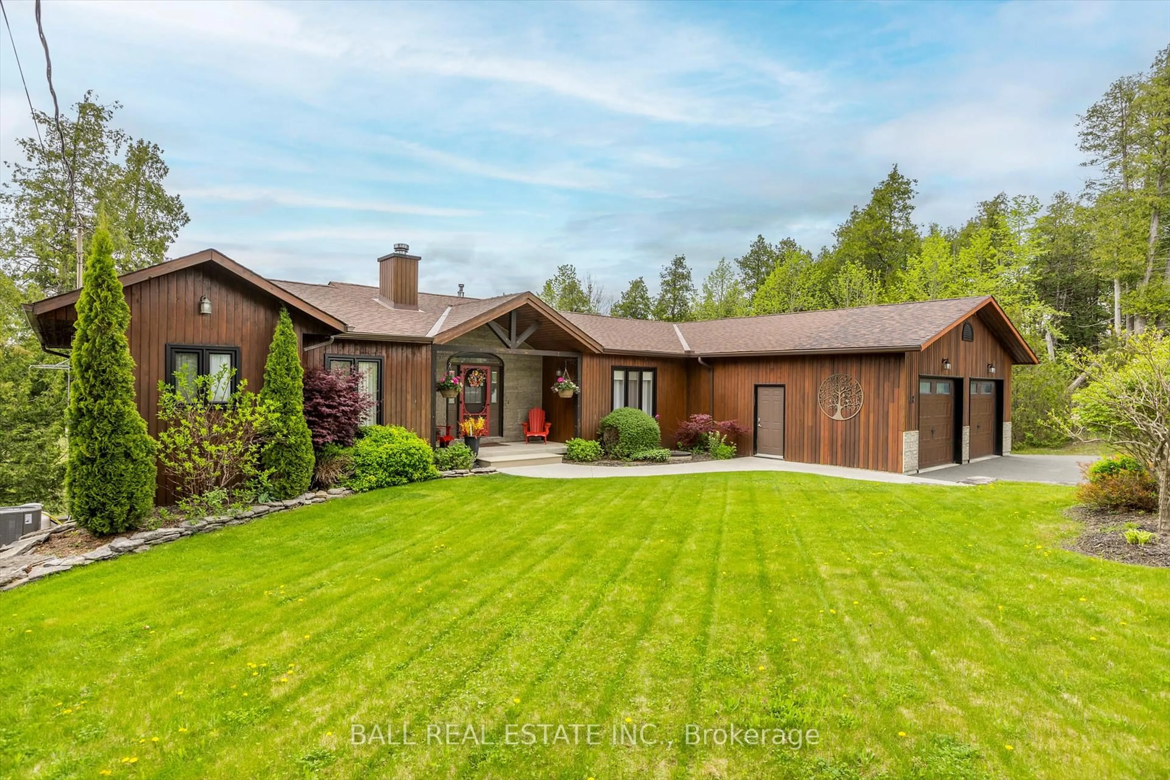 A pic from outside/outdoor area/front of a property/back of a property/a pic from drone, unknown for 110 Lakeview Dr, Trent Hills Ontario K0L 1L0