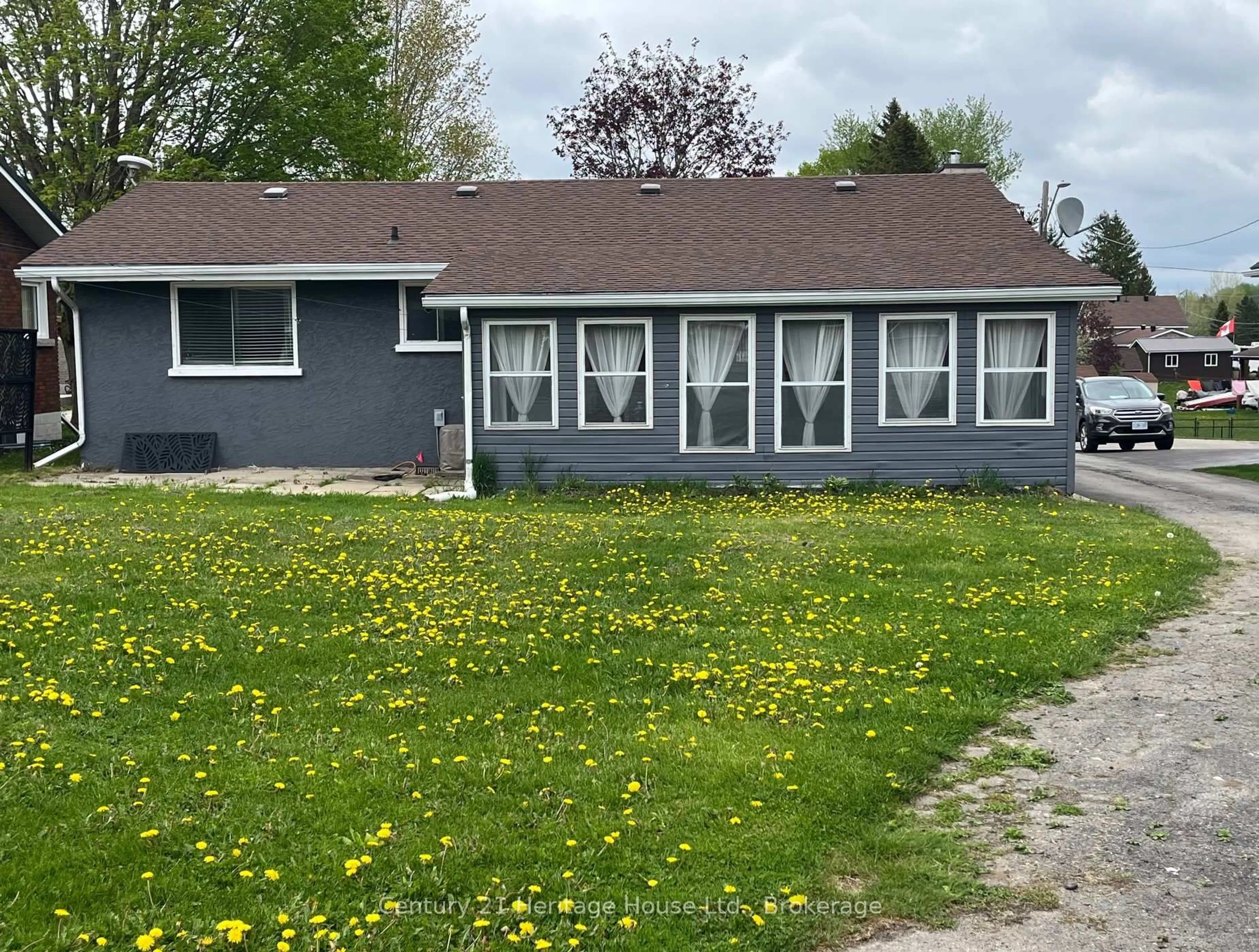 Unknown for 468 Countess St, West Grey Ontario N0G 1R0