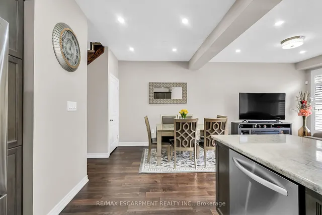 Additional property image - 8 Charleswood Cres