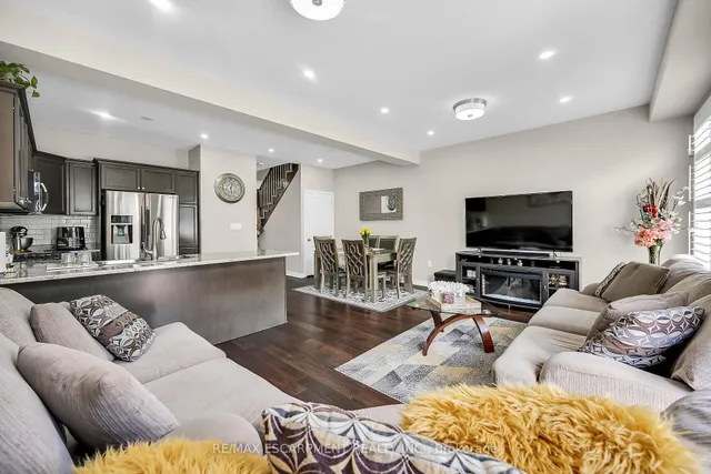 Additional property image - 8 Charleswood Cres