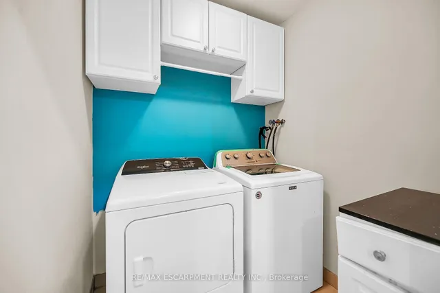 Additional property image - 8 Charleswood Cres