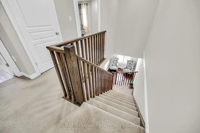 Additional property image - 8 Charleswood Cres