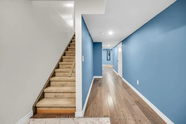 Additional property image - 8 Charleswood Cres