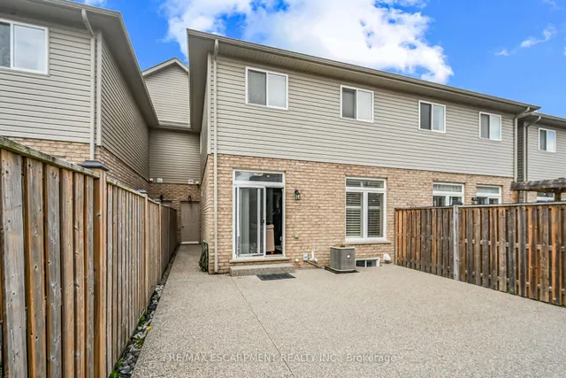 Additional property image - 8 Charleswood Cres