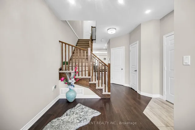 Additional property image - 8 Charleswood Cres