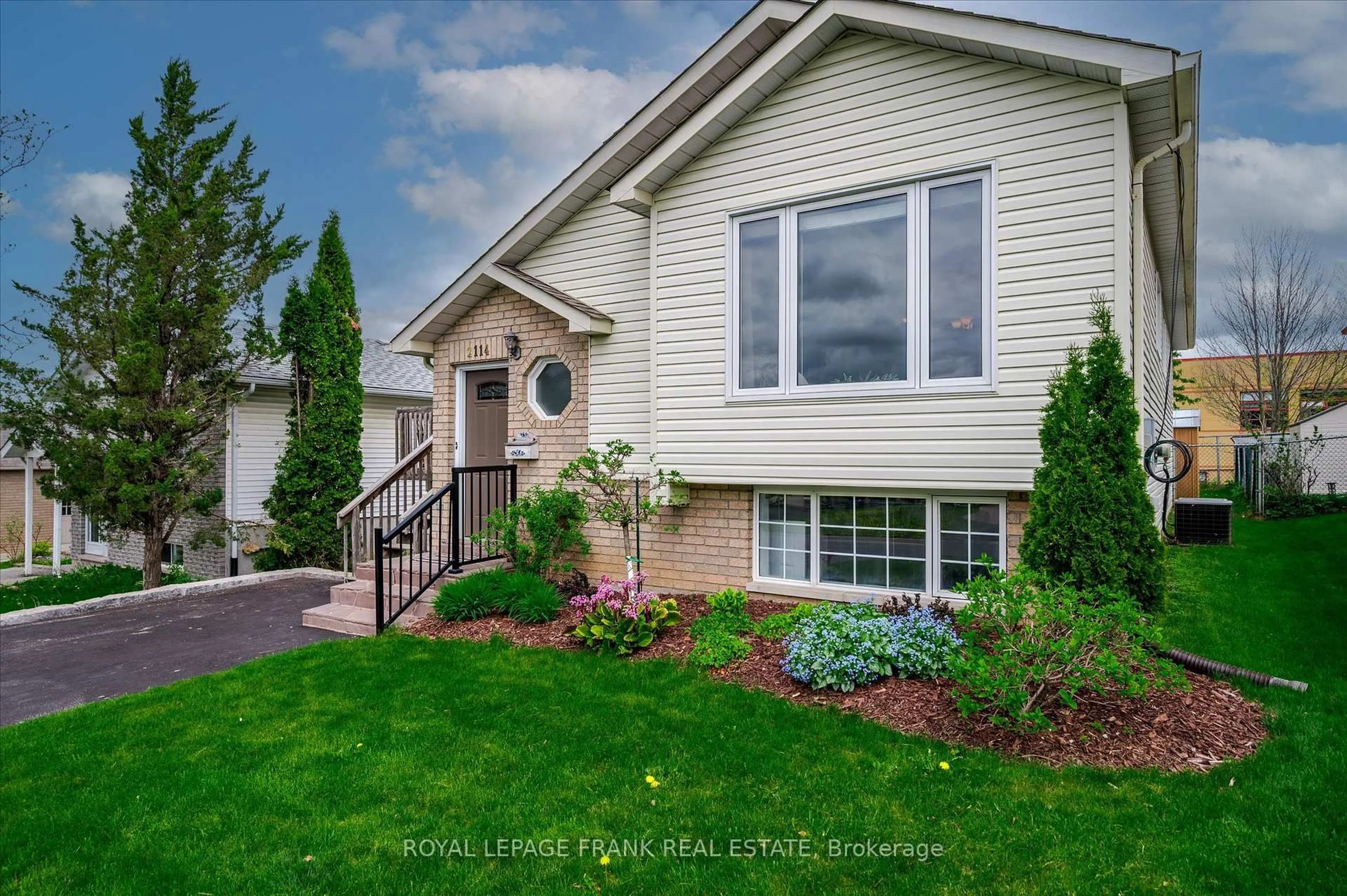 Home with vinyl exterior material, street for 2114 Easthill Dr, Peterborough East Ontario K9L 1Y8