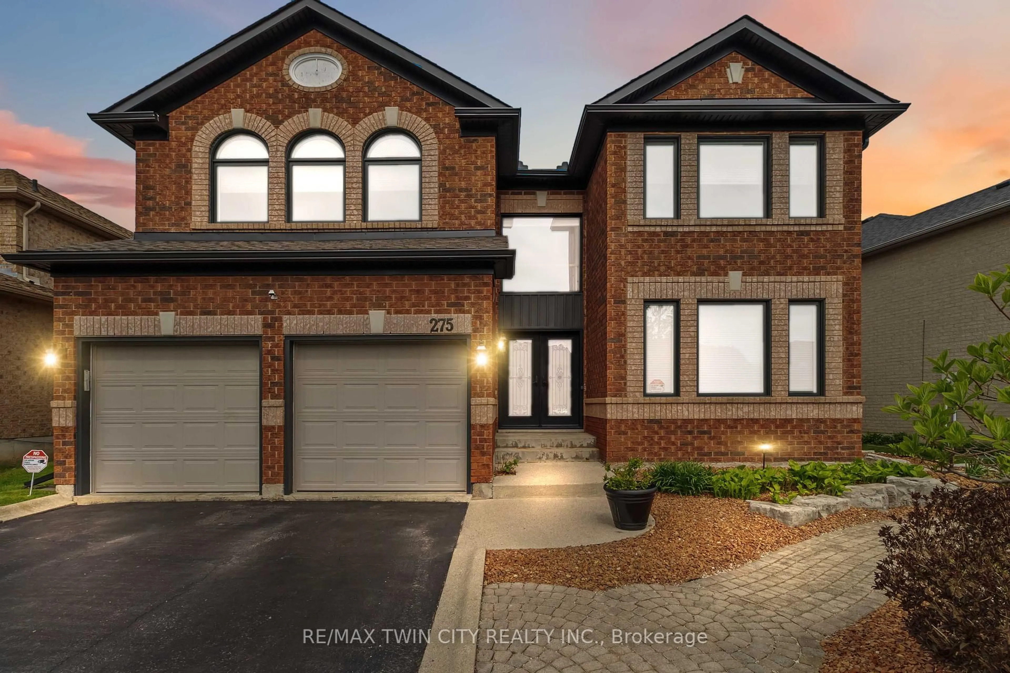 Home with brick exterior material, street for 275 Granite Hill Rd, Cambridge Ontario N1T 1V8