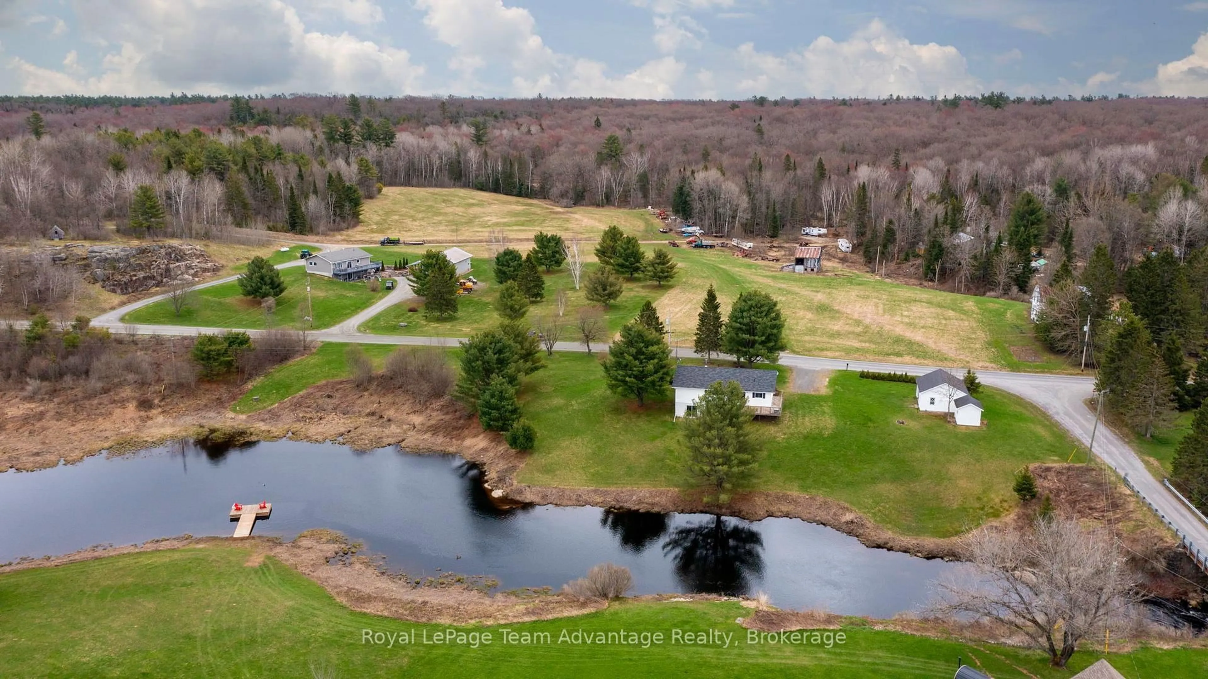 A pic from outside/outdoor area/front of a property/back of a property/a pic from drone, water/lake/river/ocean view for 142 Broadbent Rd, McKellar Ontario P2A 0B5