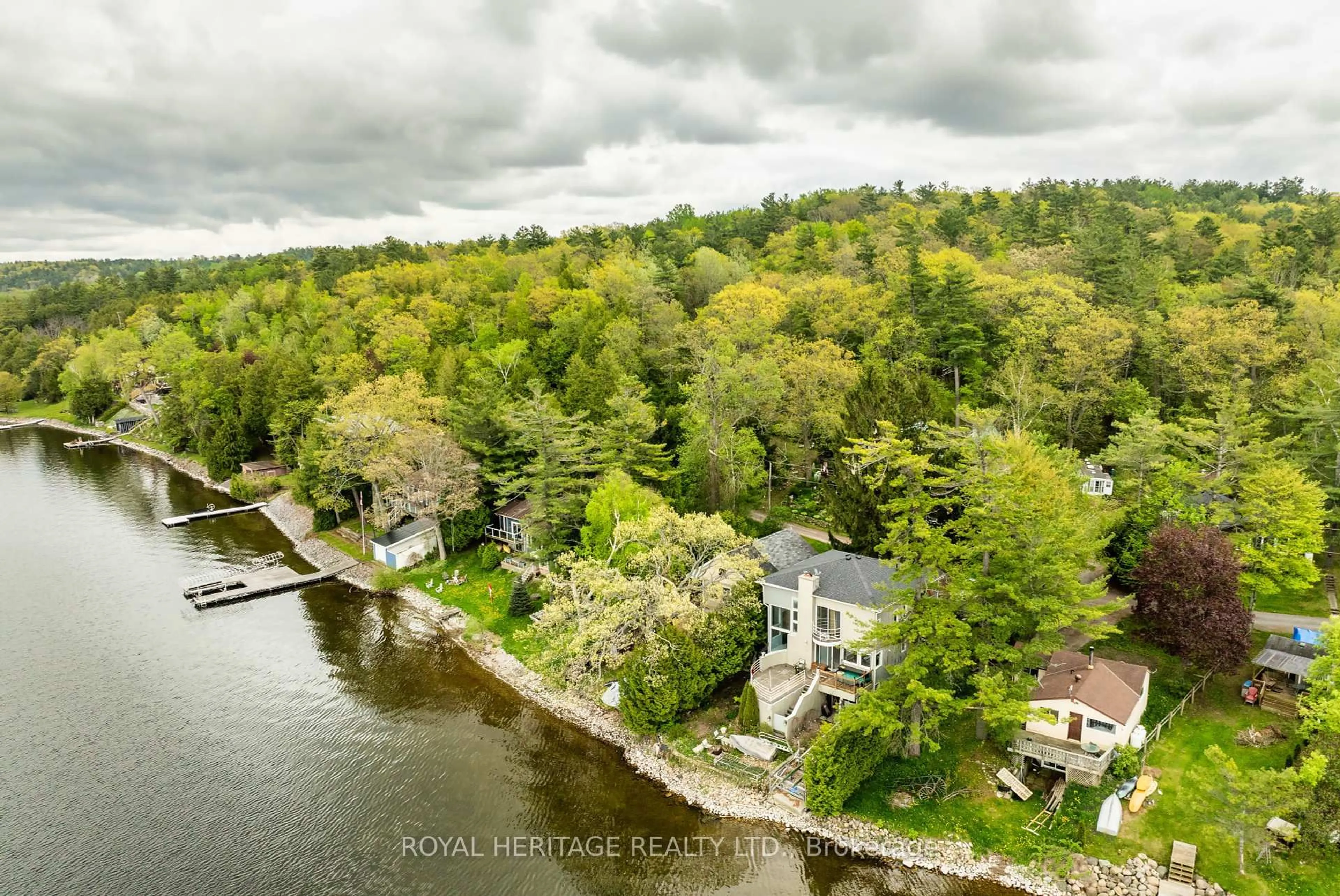 A pic from outside/outdoor area/front of a property/back of a property/a pic from drone, water/lake/river/ocean view for 8018 Taits Beach Rd #180, Hamilton Township Ontario K0L 1E0