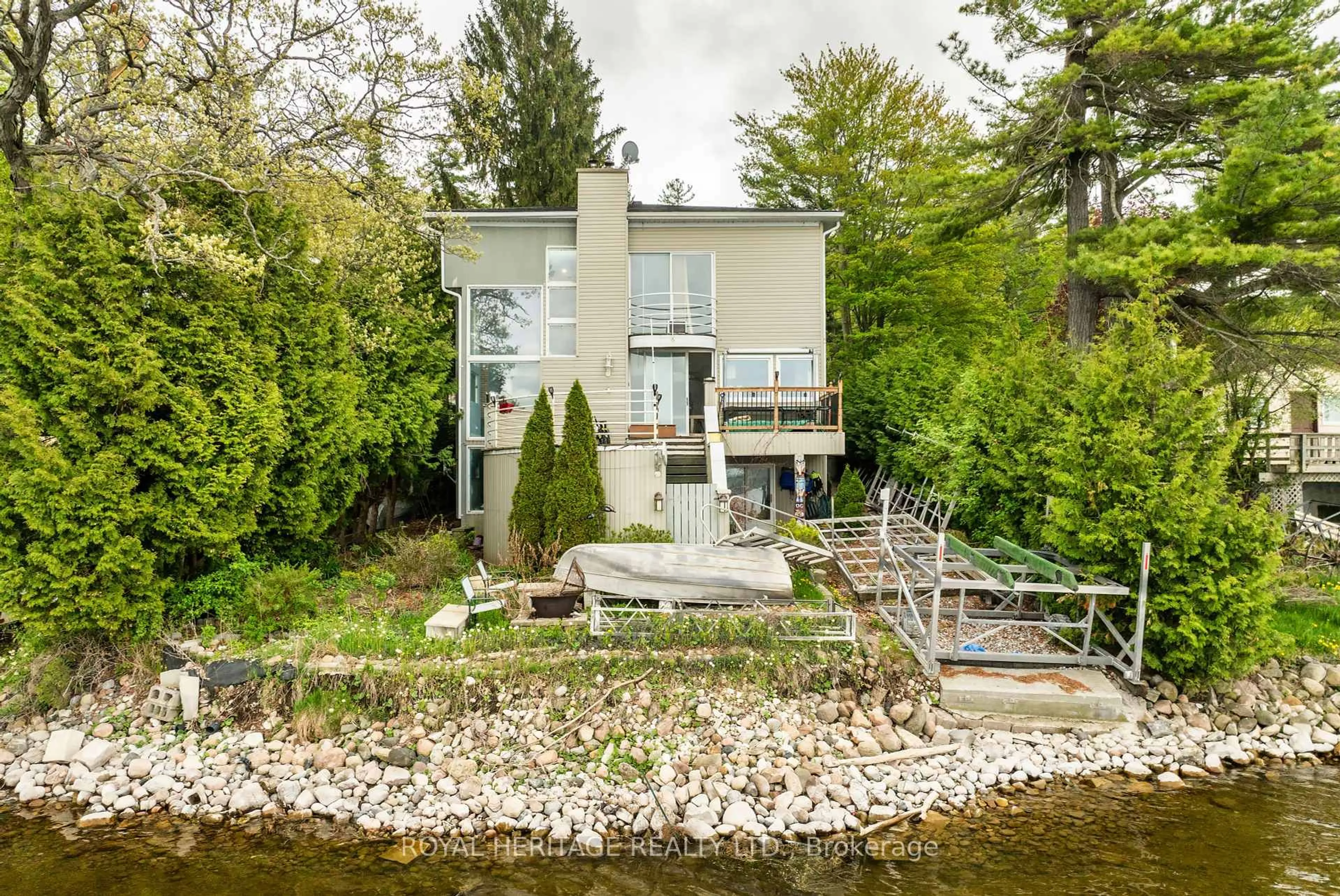 Patio, water/lake/river/ocean view for 8018 Taits Beach Rd #180, Hamilton Township Ontario K0L 1E0