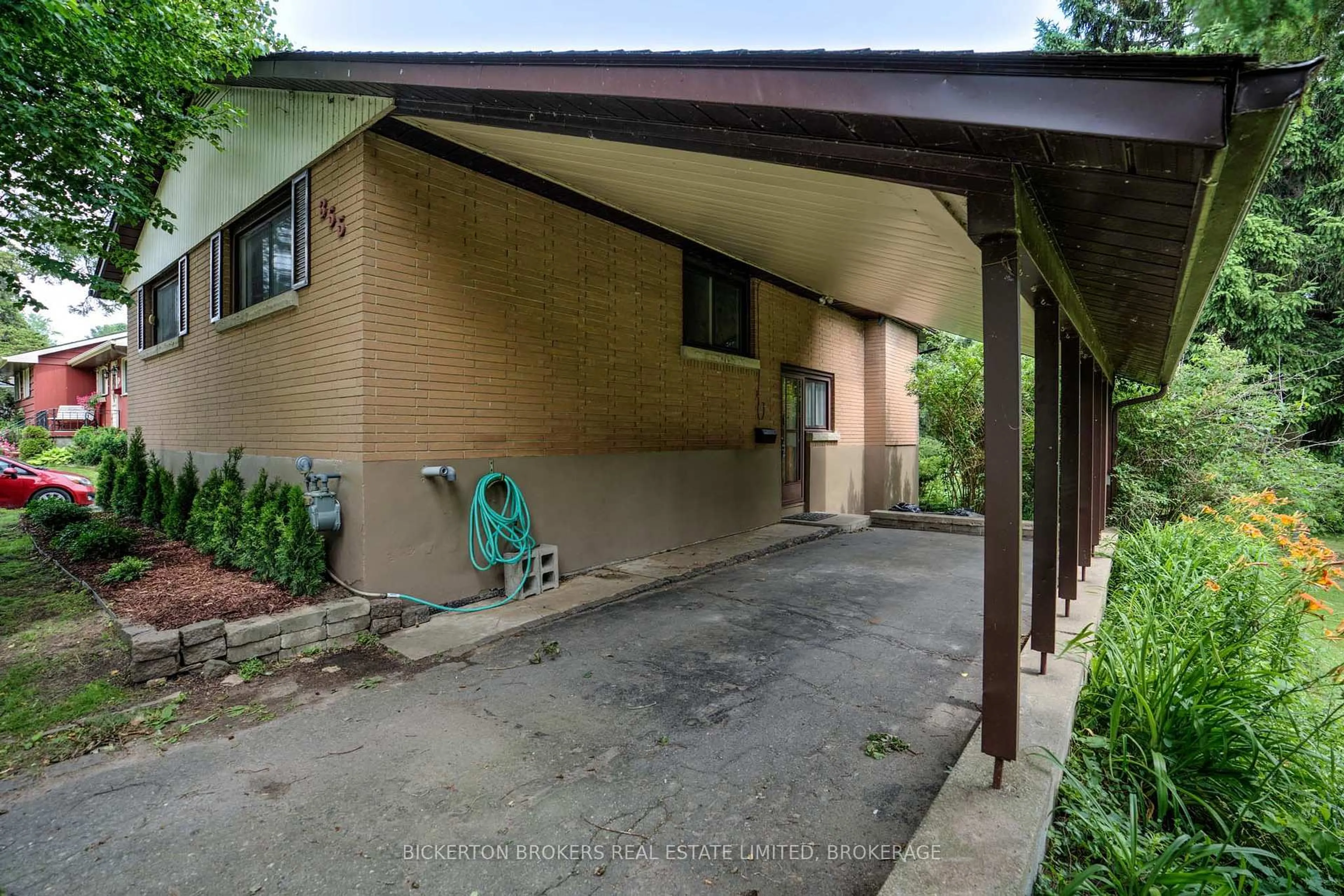 Unknown for 355 Elizabeth Dr, Gananoque Ontario K7G 1P6