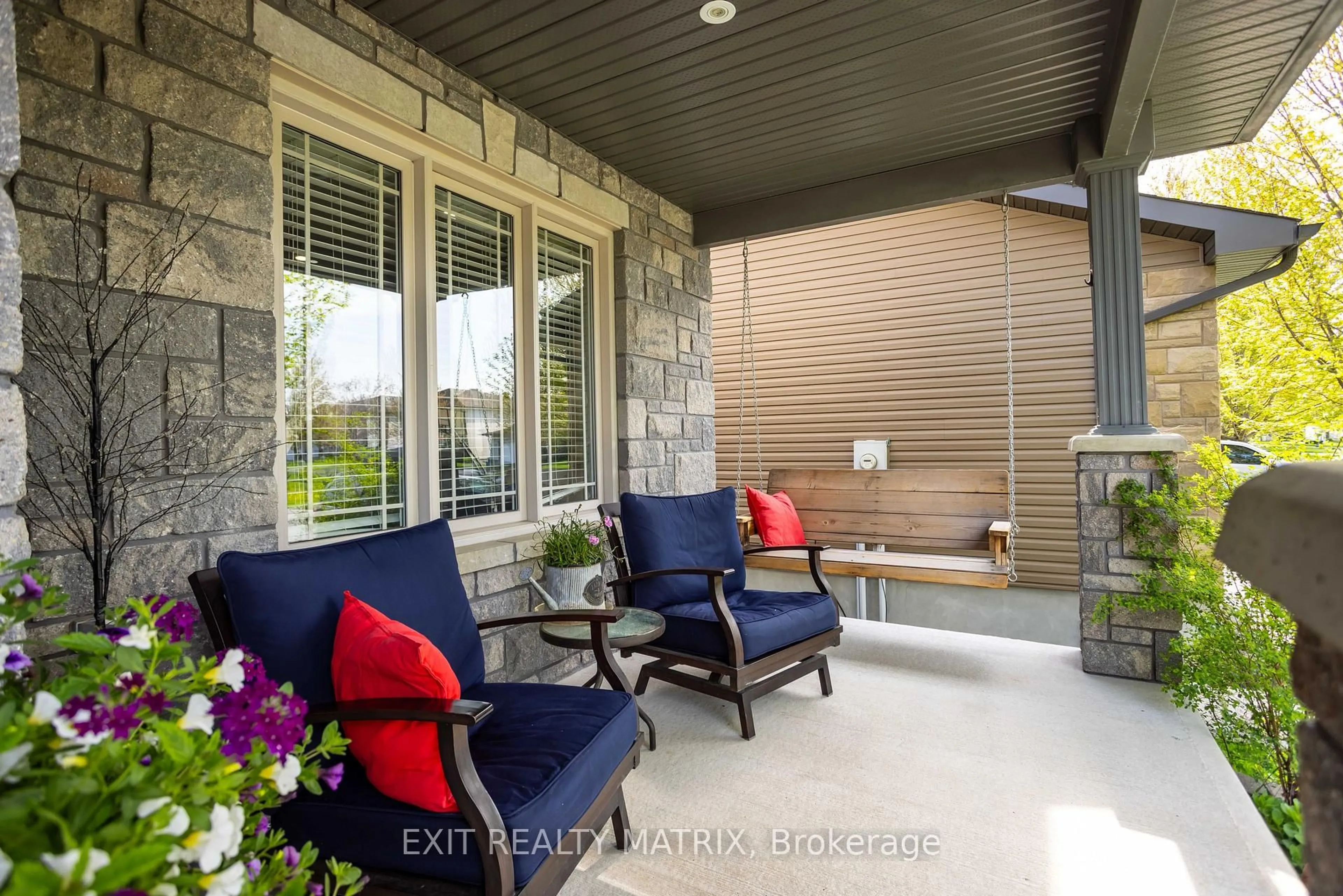 Patio, street for 65 South Indian Dr, The Nation Ontario K0A 2M0