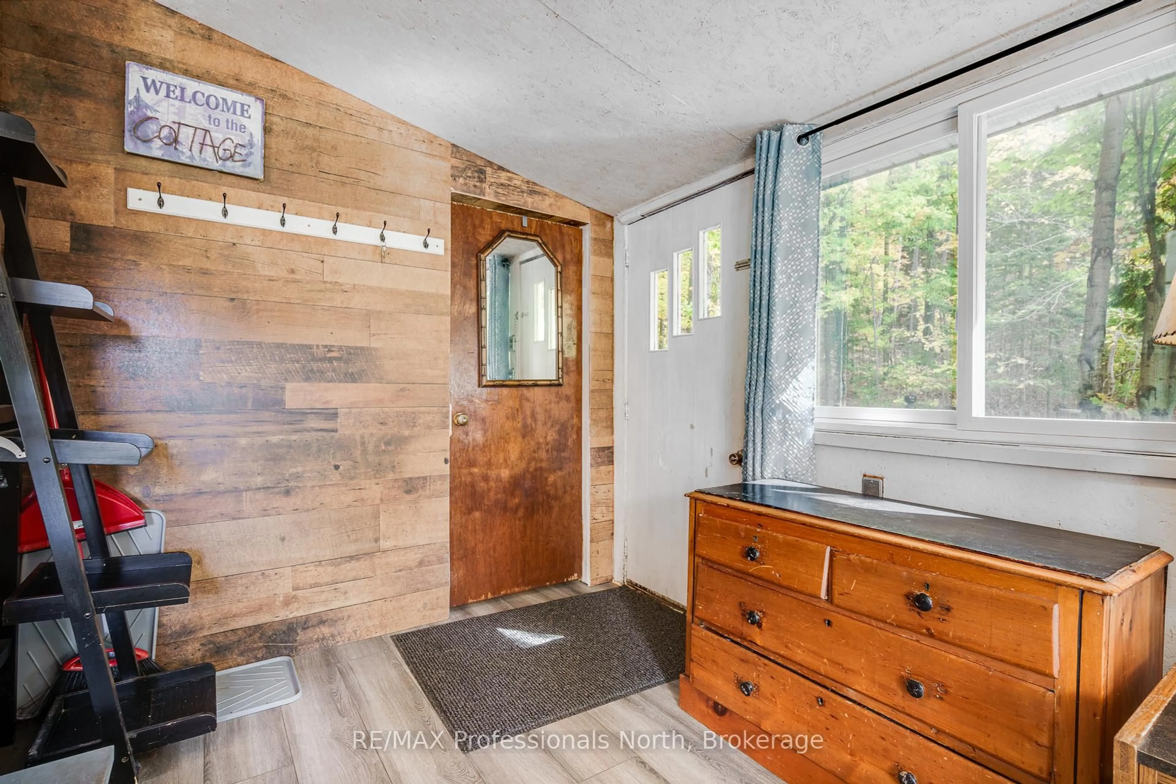 Standard bathroom, ceramic/tile floor for 1179 Sharon Lake Dr, Minden Hills Ontario K0M 2K0