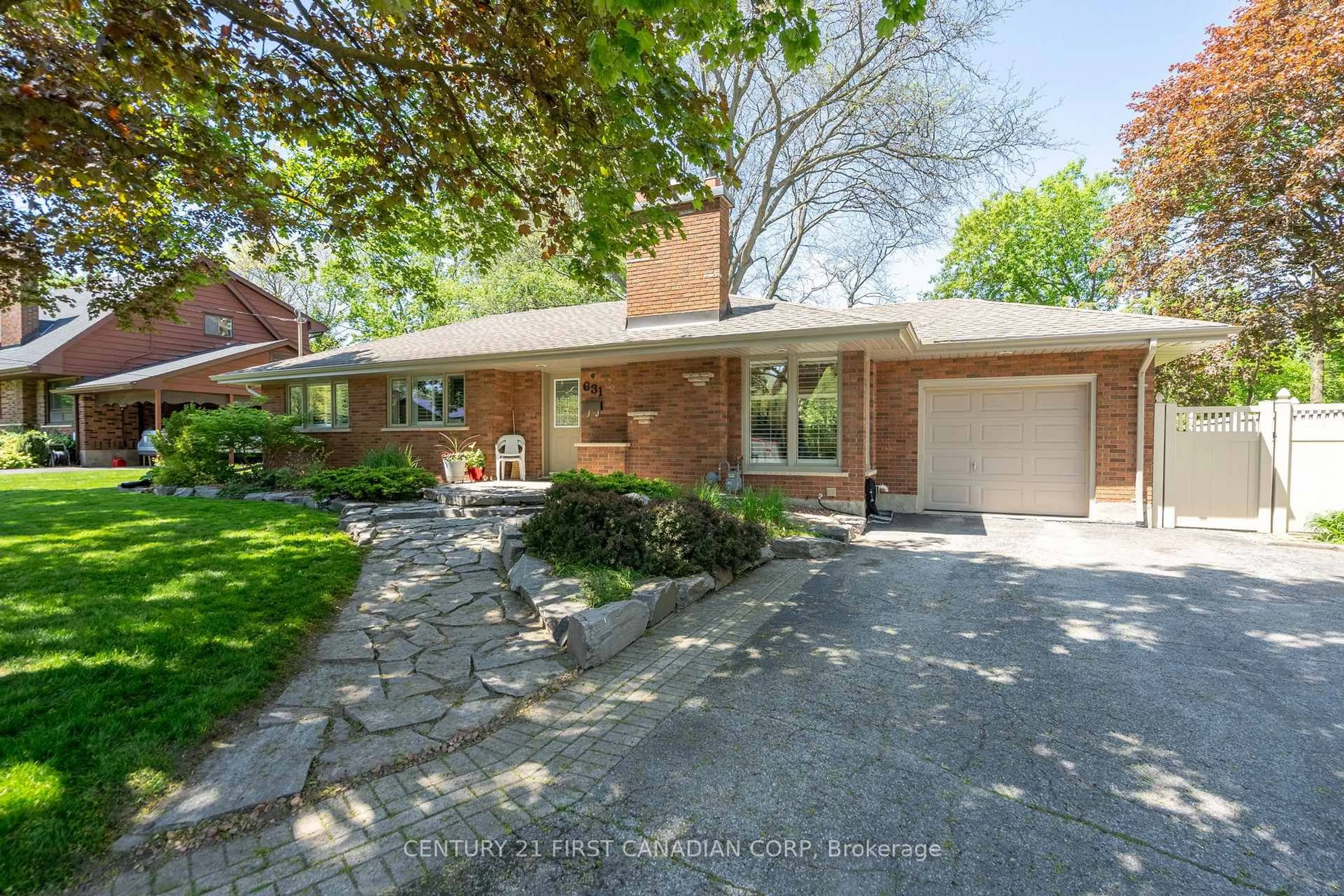 Home with brick exterior material, street for 631 Oakridge Dr, London North Ontario N6H 3G3