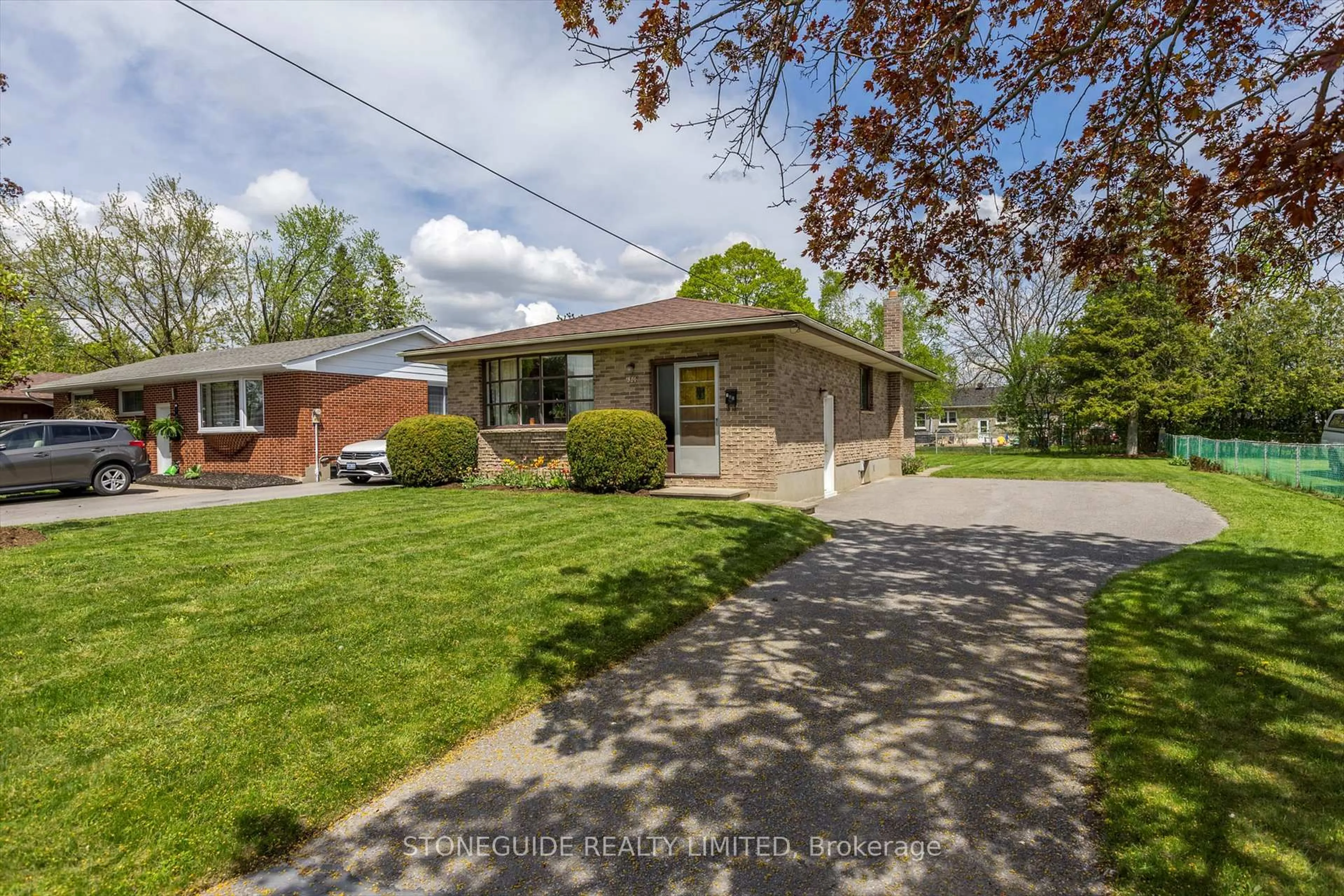 A pic from outside/outdoor area/front of a property/back of a property/a pic from drone, street for 130 Arthur Ave, Peterborough Central Ontario K9J 5X8