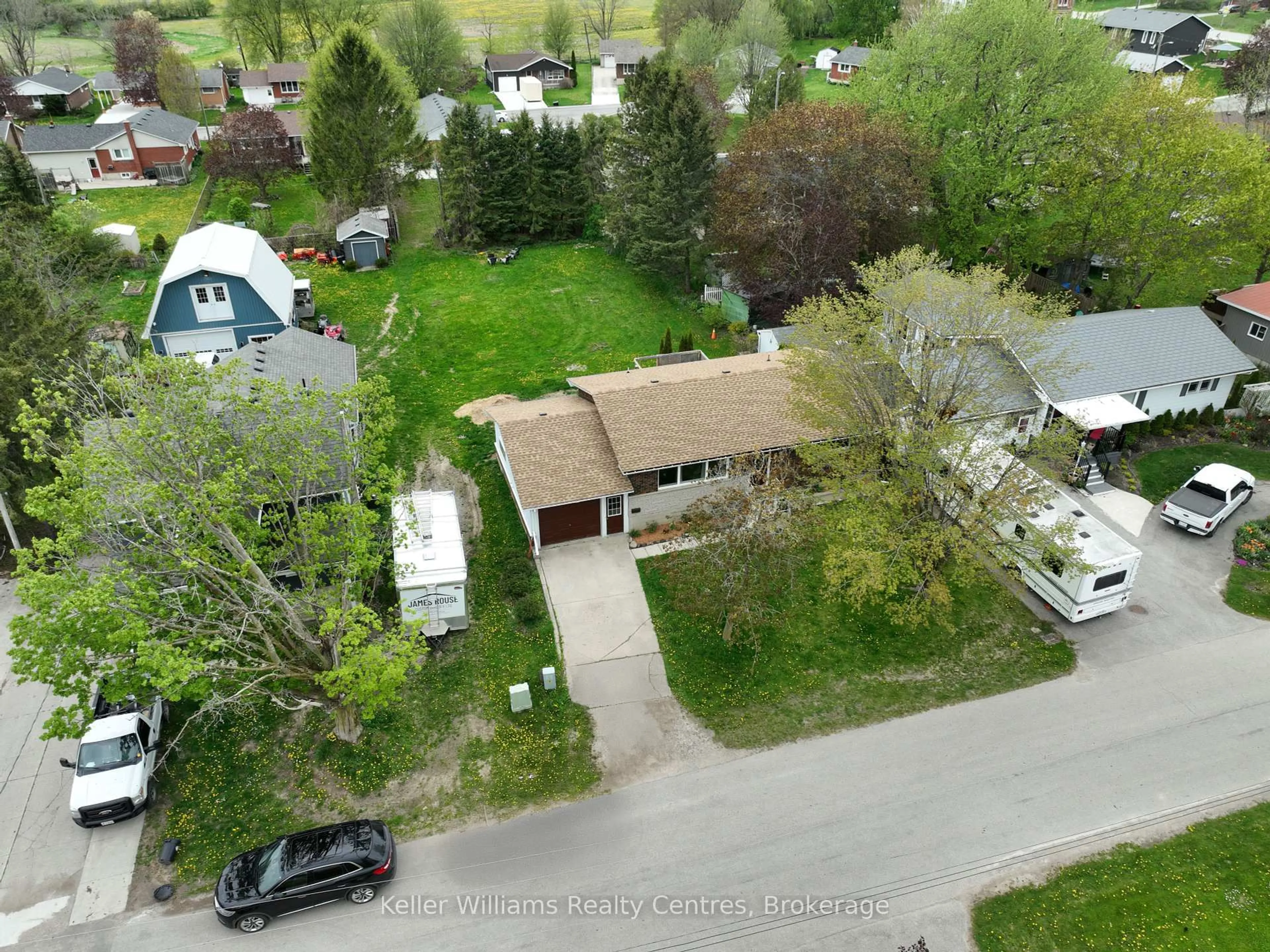 A pic from outside/outdoor area/front of a property/back of a property/a pic from drone, street for 78 Elgin Ave, Arran-Elderslie Ontario N0H 2N0