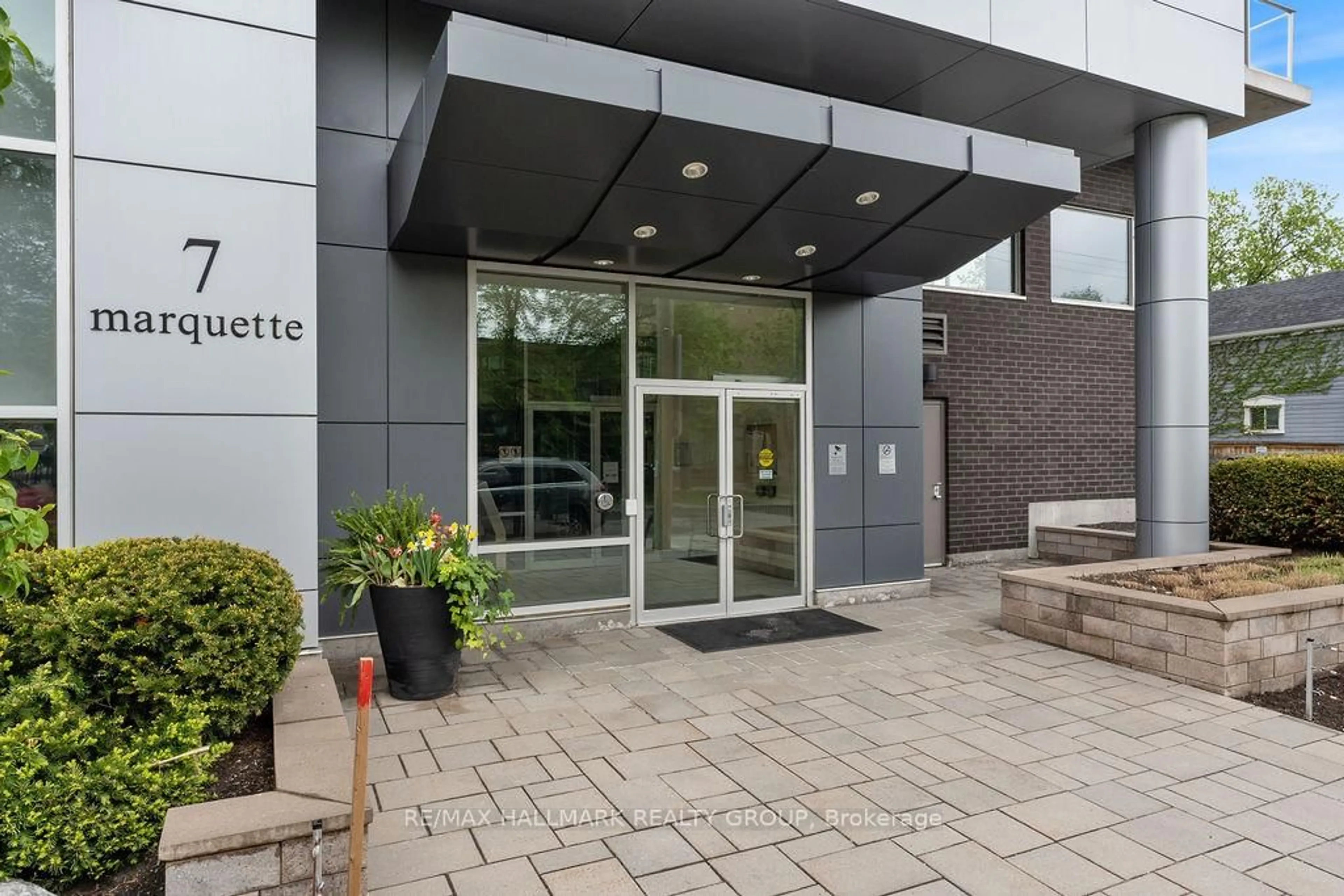 Unknown for 7 Marquette Ave #411, Ottawa Ontario K1L 8A7