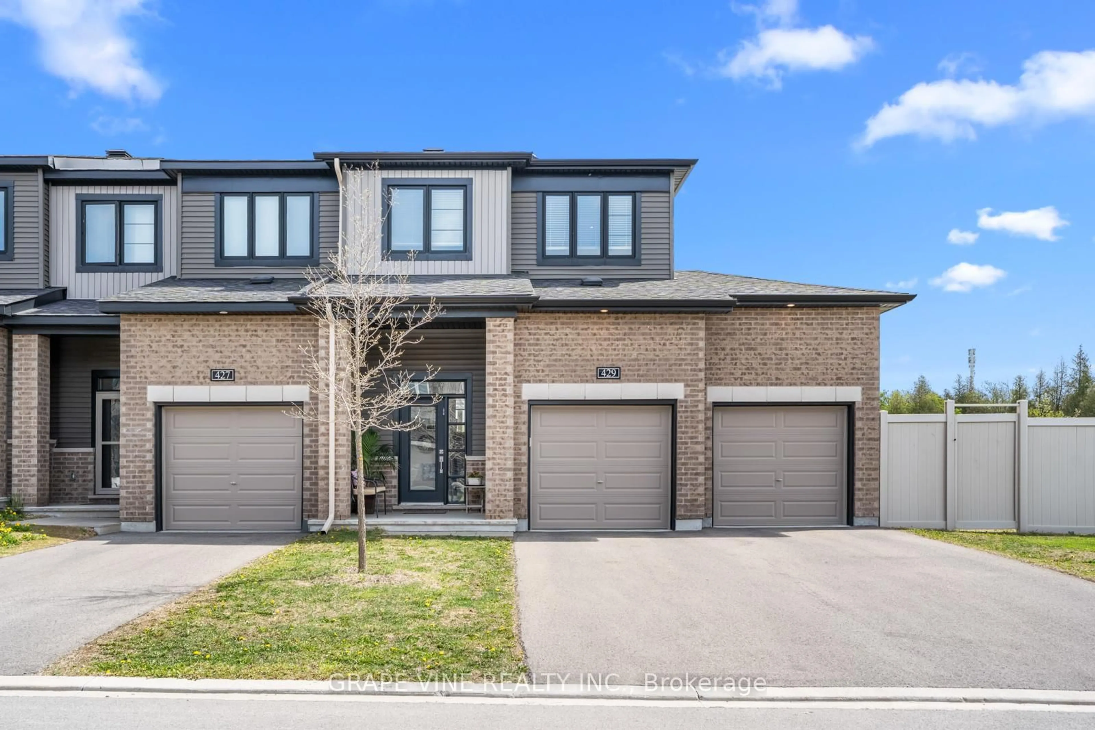 Home with brick exterior material, street for 429 Kayak St, Ottawa Ontario K2J 6P3