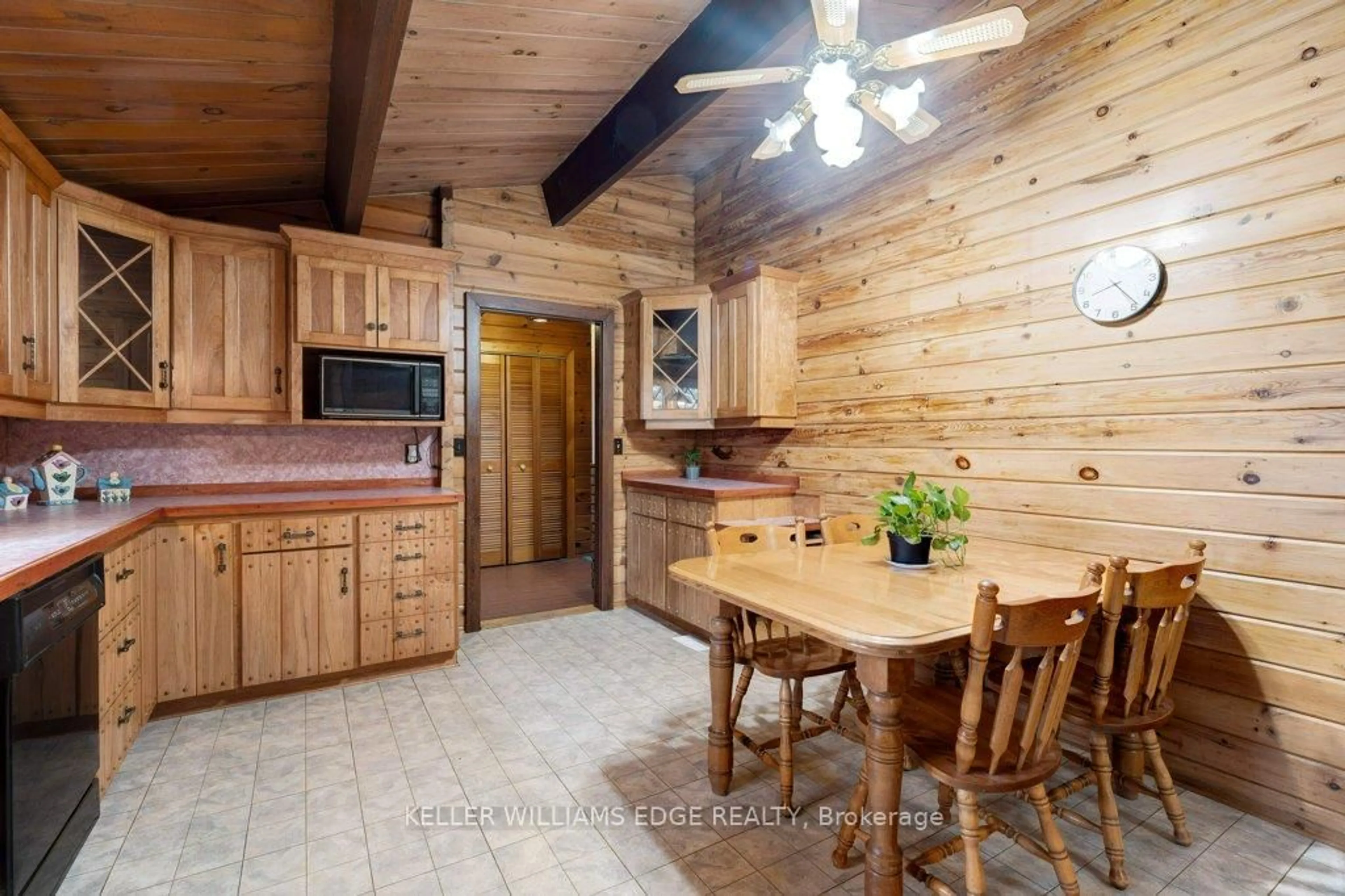 Rustic kitchen, wood/laminate floor for 1253 Highway 6 Highway, Hamilton Ontario L0R 1V0