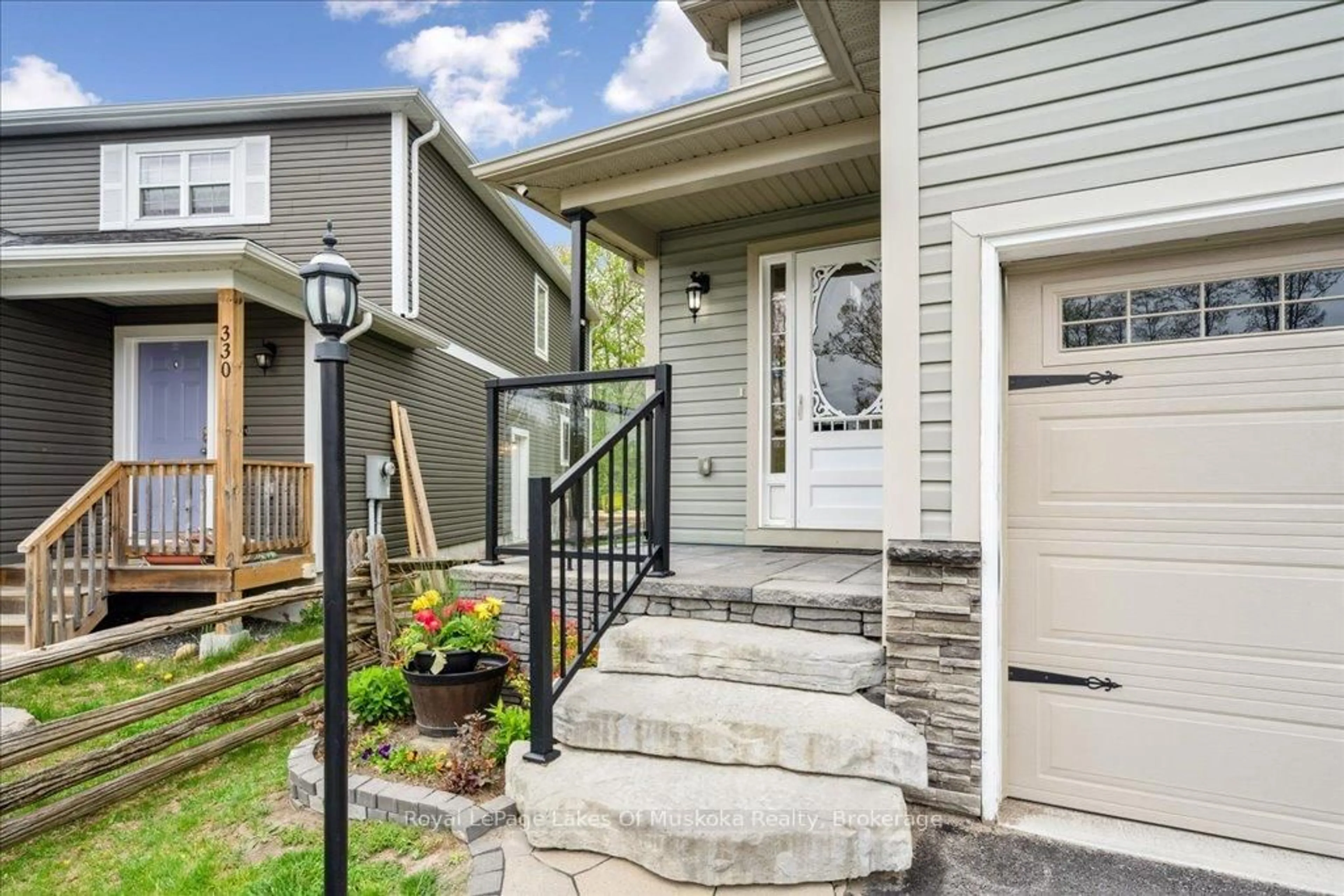 Unknown for 320 Pine St, Gravenhurst Ontario P1P 1B1