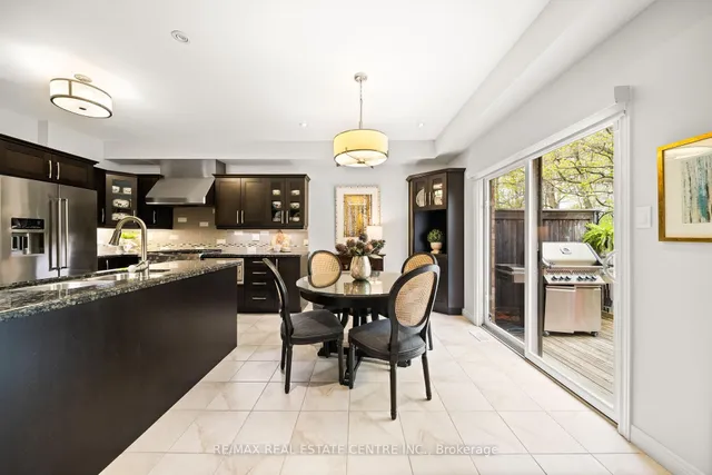Additional property image - 441 Stonehenge Dr Unit 17