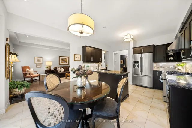 Additional property image - 441 Stonehenge Dr Unit 17