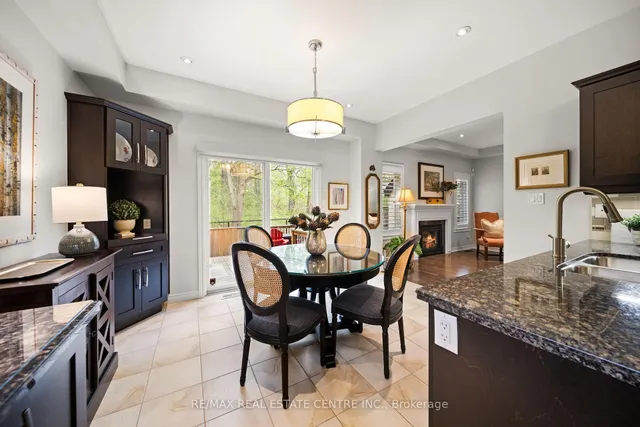 Additional property image - 441 Stonehenge Dr Unit 17