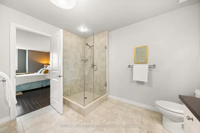 Additional property image - 441 Stonehenge Dr Unit 17