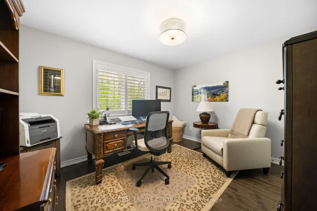 Additional property image - 441 Stonehenge Dr Unit 17