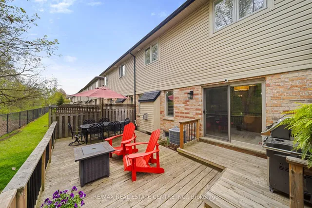 Additional property image - 441 Stonehenge Dr Unit 17