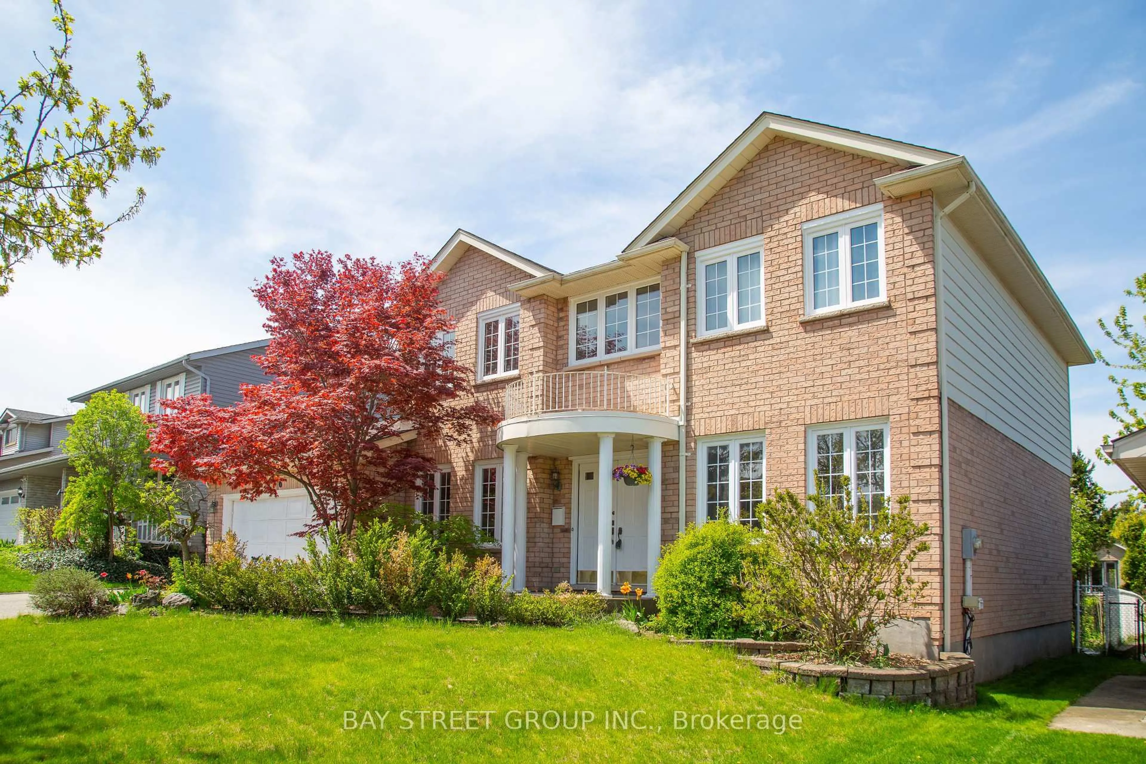 Home with brick exterior material, street for 976 Griffith St, London South Ontario N6K 3Z3