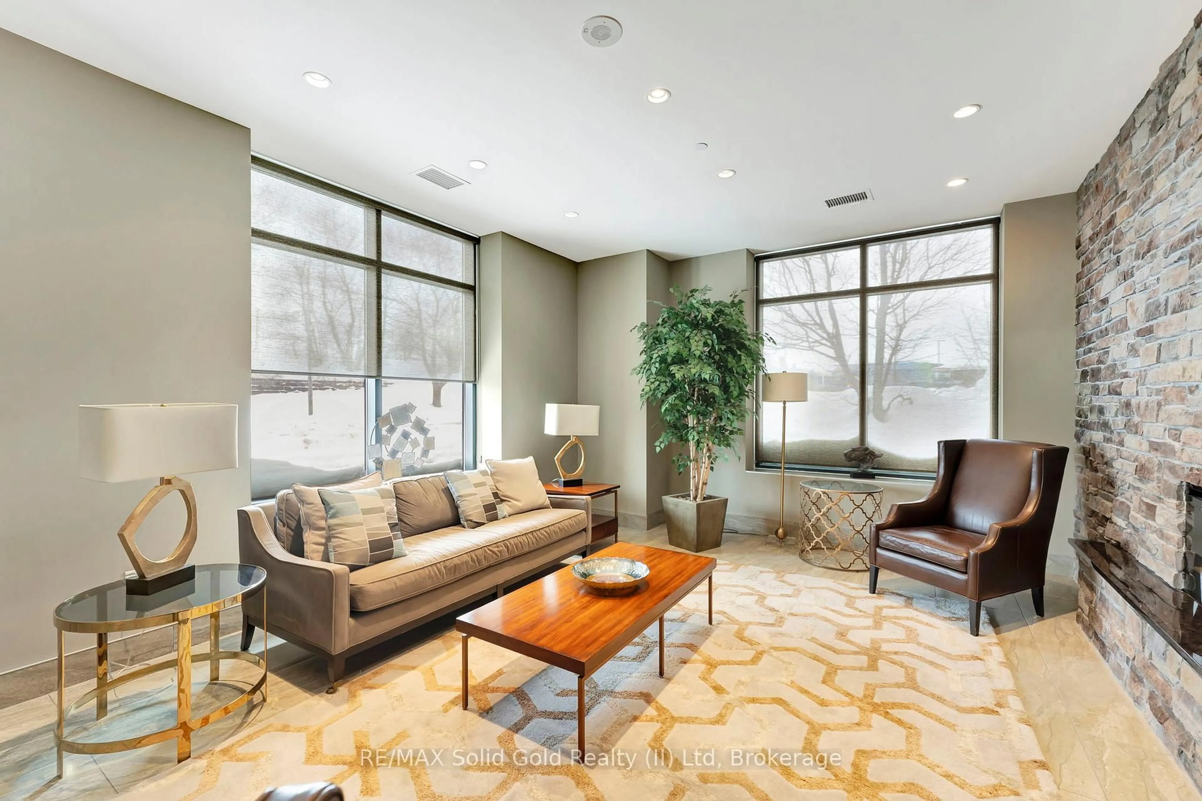 Lobby for 160 Macdonell St #1109, Guelph Ontario N1H 0A9