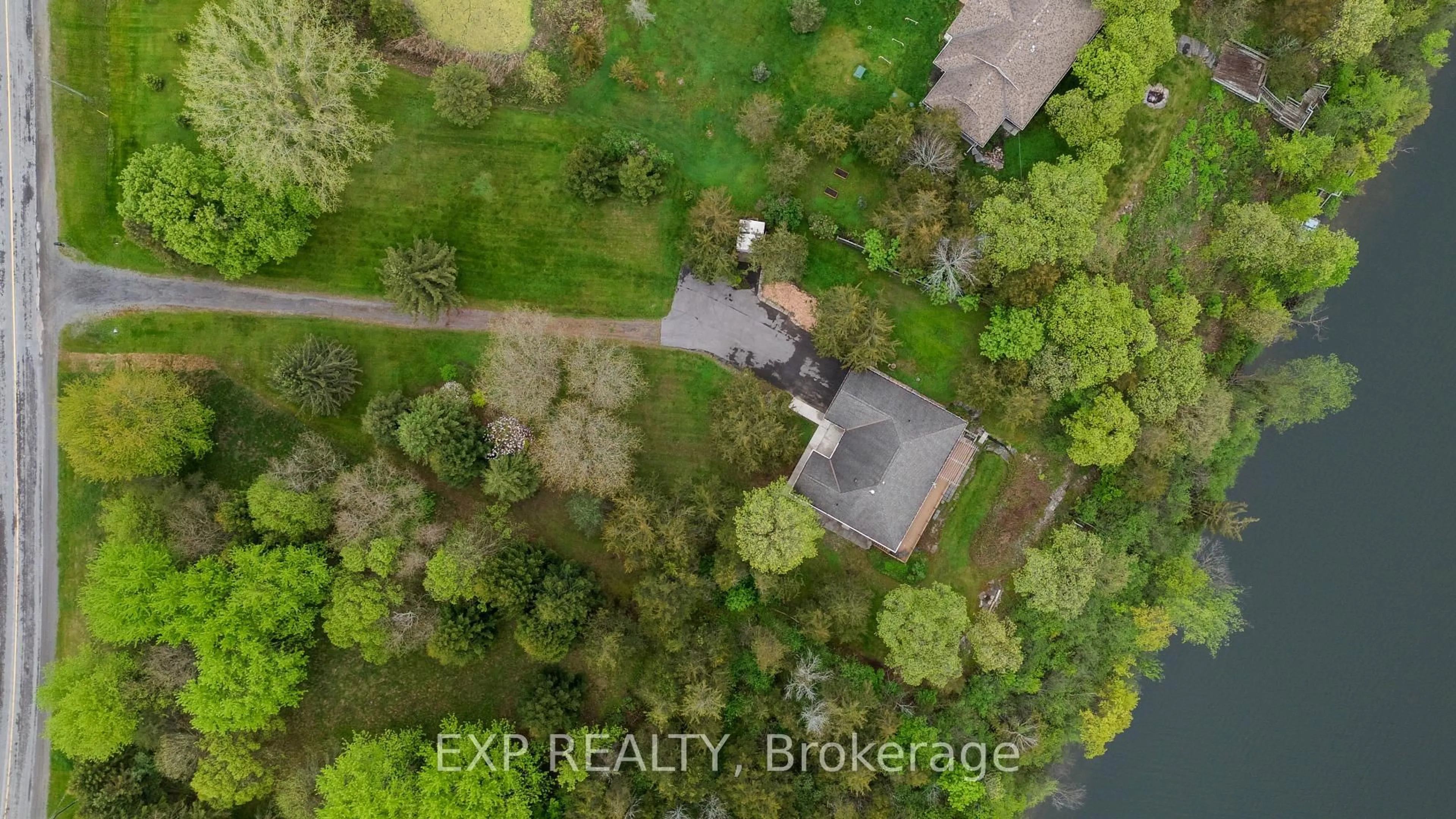A pic from outside/outdoor area/front of a property/back of a property/a pic from drone, building for 4739 County Rd 9 Rd, Napanee Ontario K7R 3K8