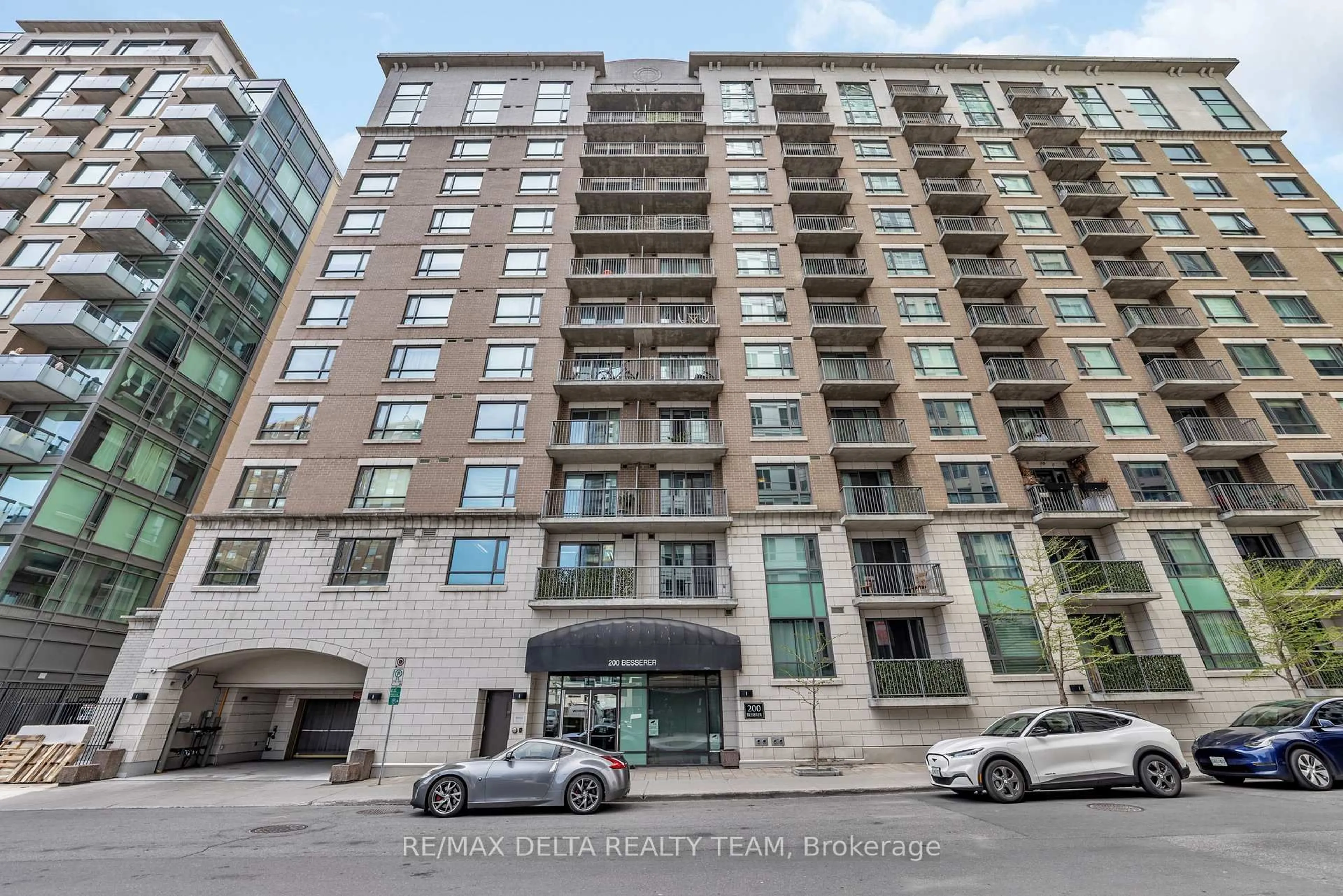 Unknown for 200 BESSERER St #1202, Ottawa Ontario K1N 0A7