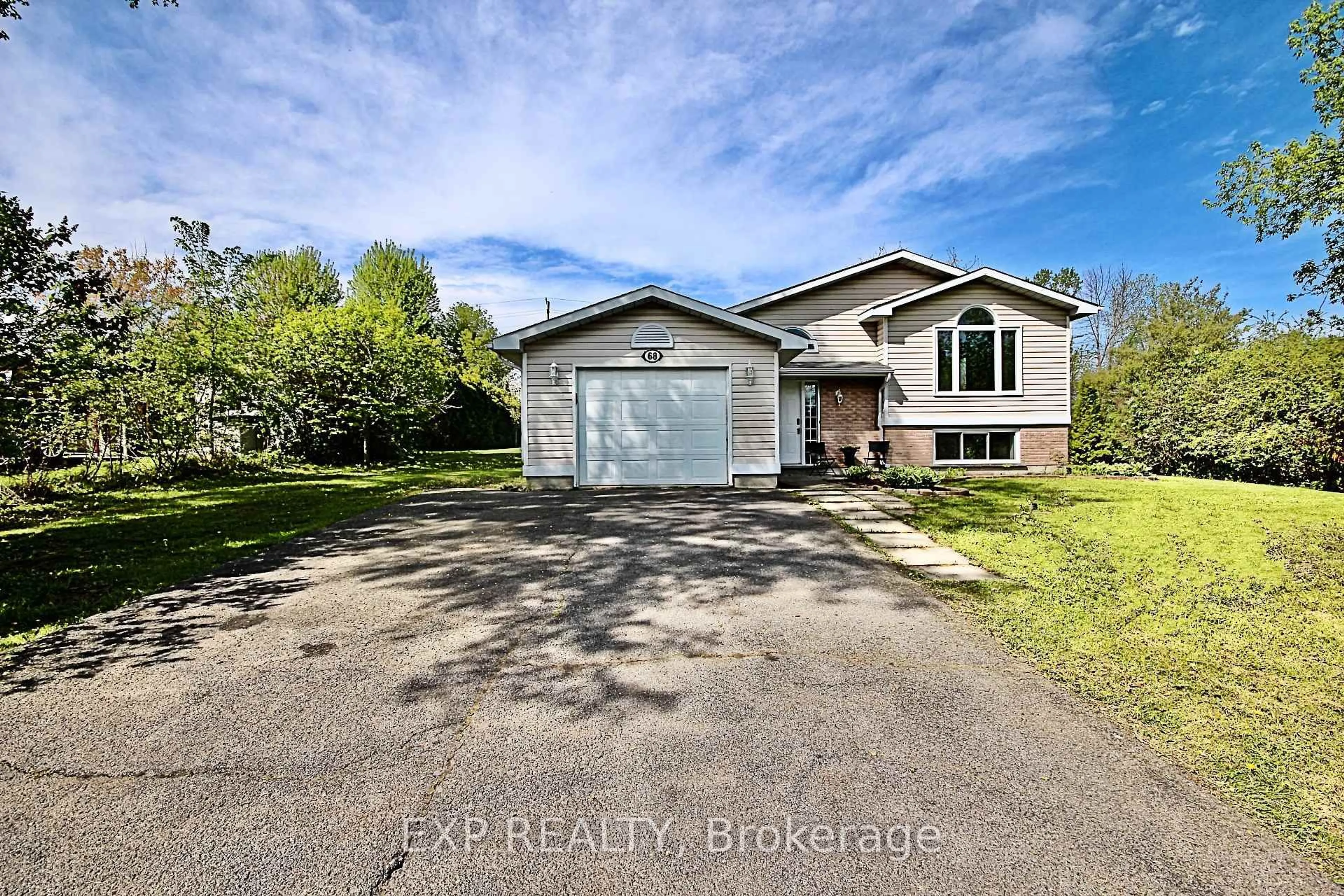 A pic from outside/outdoor area/front of a property/back of a property/a pic from drone, street for 68 Columbia Ave, South Stormont Ontario K0C 1P0