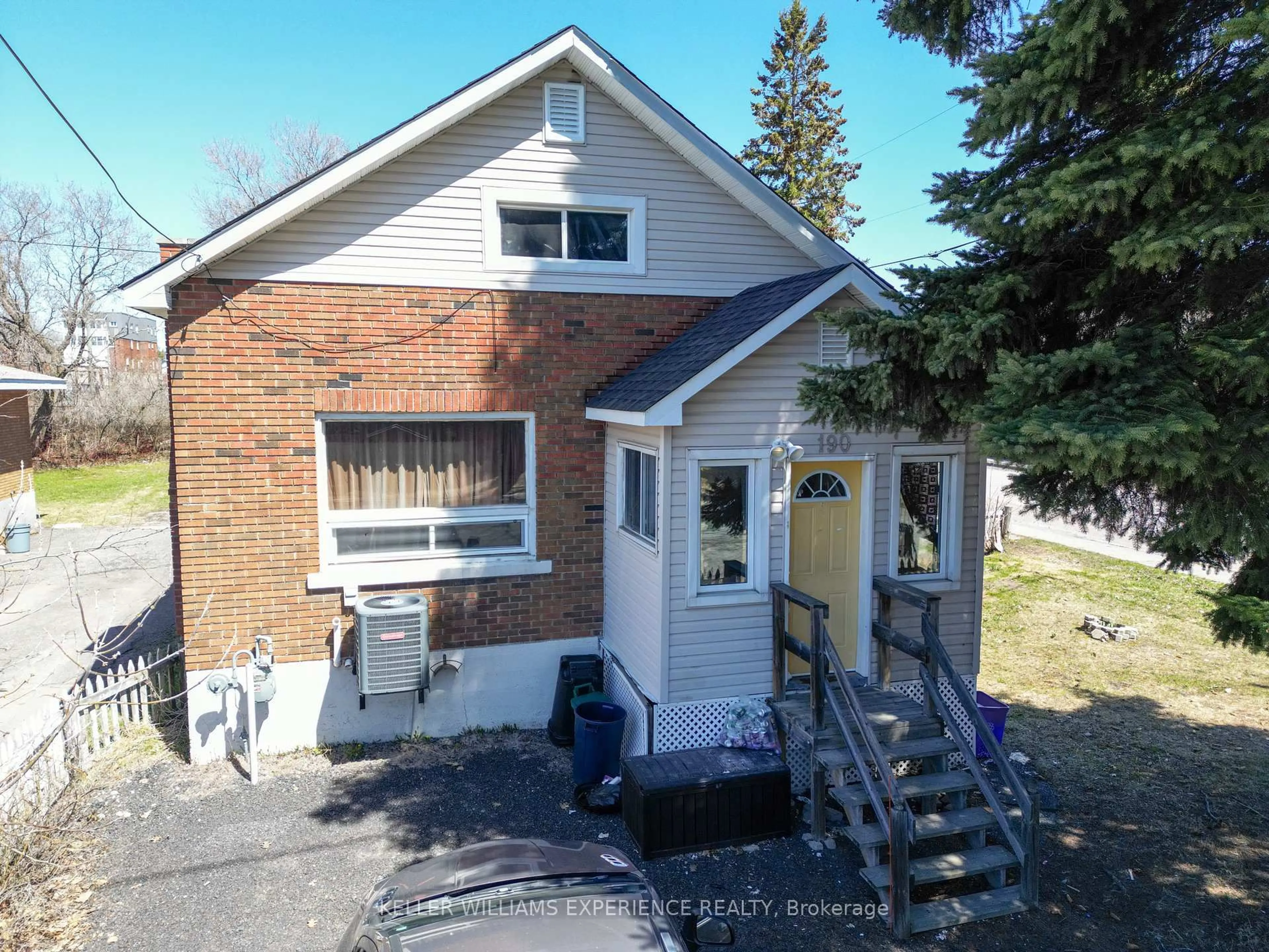 A pic from outside/outdoor area/front of a property/back of a property/a pic from drone, street for 190 Patterson St, Greater Sudbury Ontario P3C 2J7