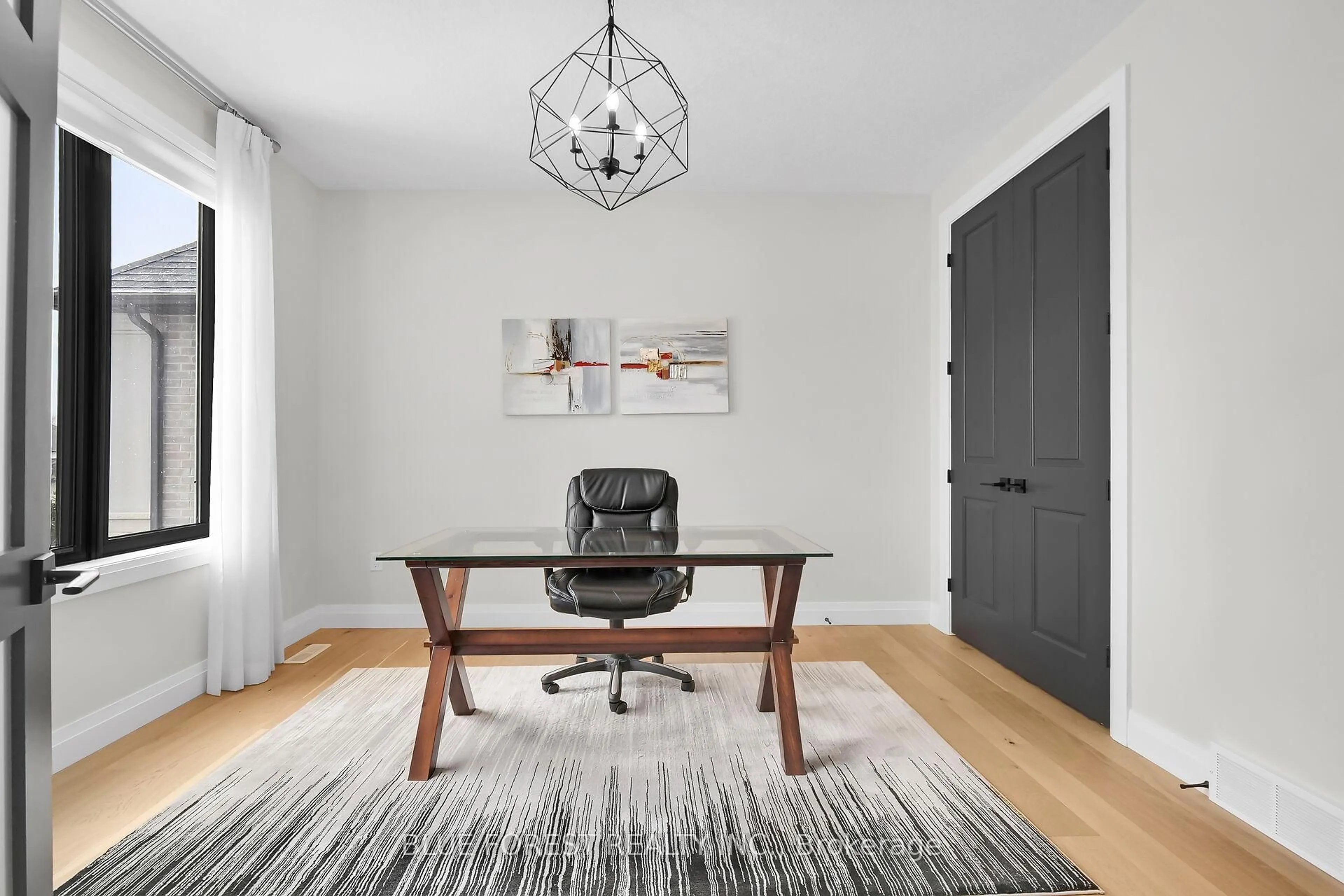 Unknown for 1056 Trailsway Ave, London South Ontario N6K 4Z3
