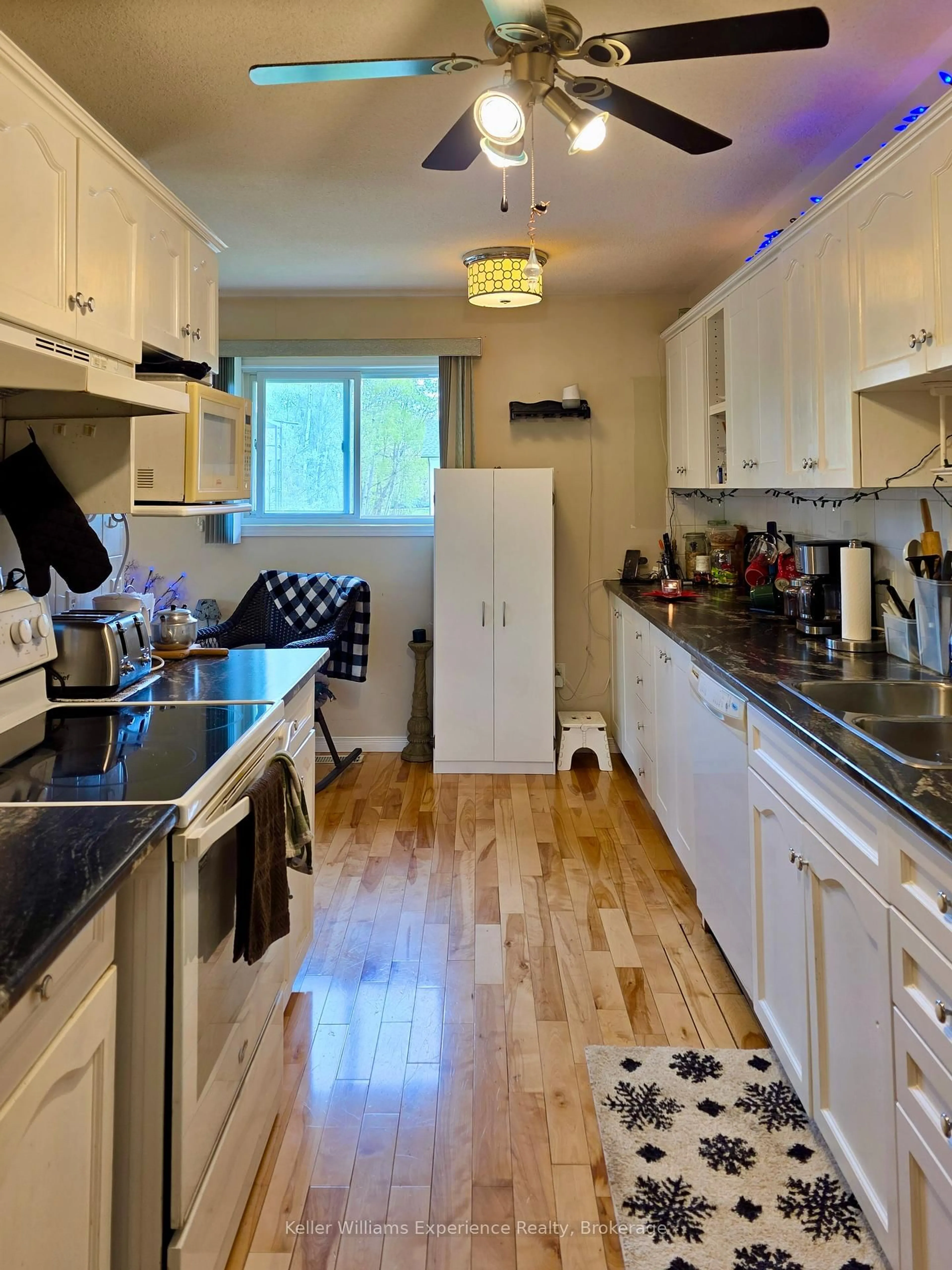 Unknown for 26 Walter St, Huntsville Ontario P1H 1W2