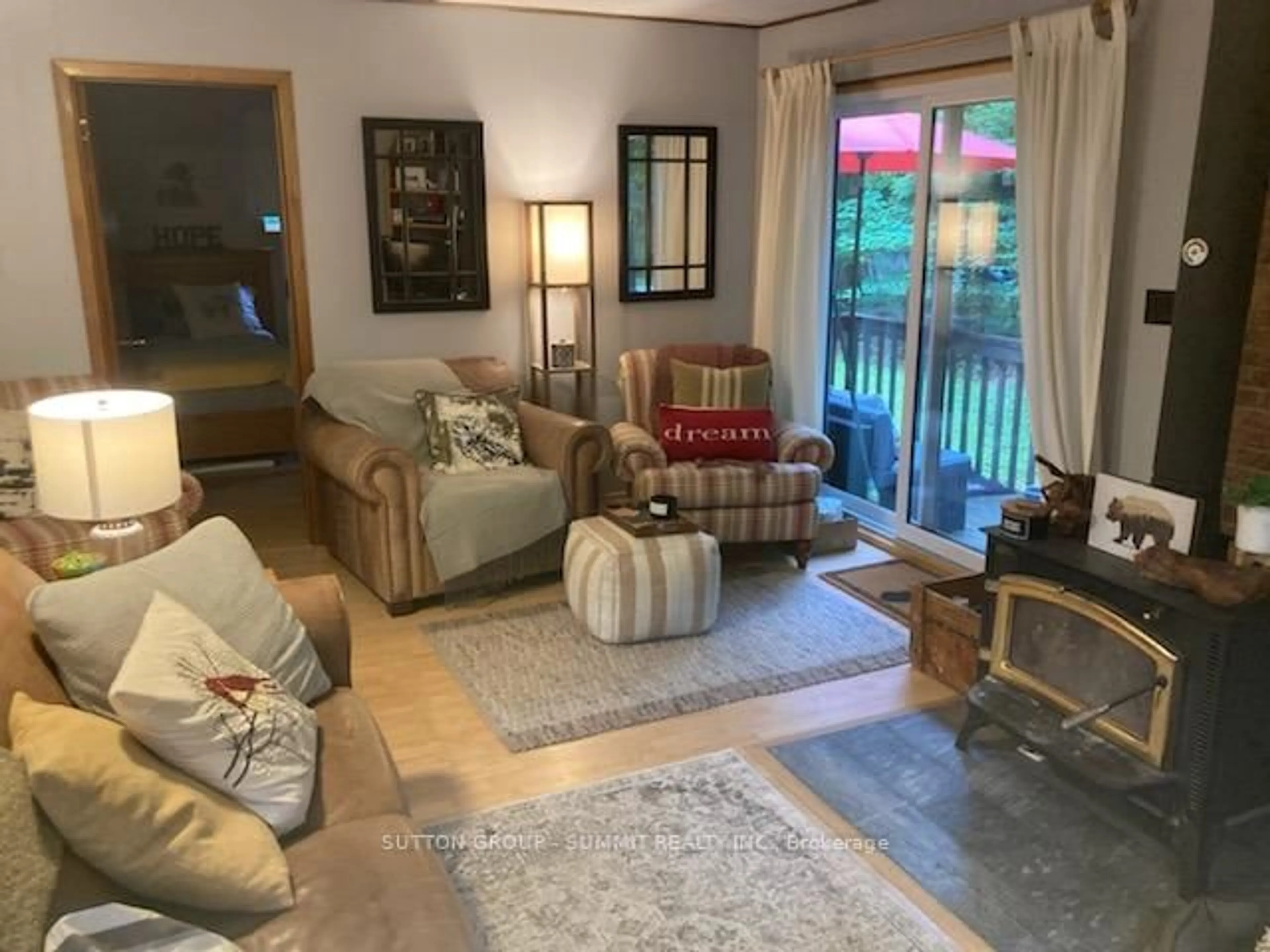 Living room with furniture, unknown for 119 HOOD Rd, Huntsville Ontario P1H 2J3