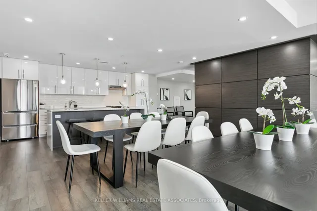Additional property image - 15 Queen St Unit 1702