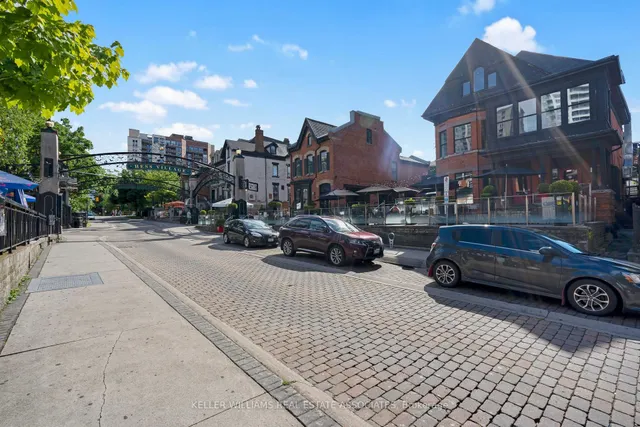 Additional property image - 15 Queen St Unit 1702