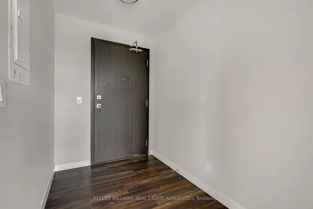 Additional property image - 15 Queen St Unit 1702