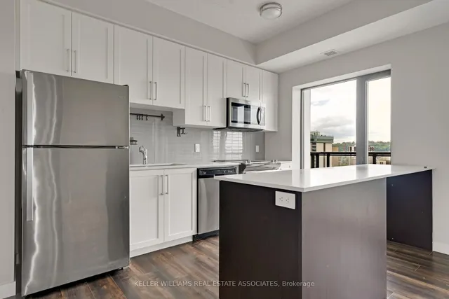 Additional property image - 15 Queen St Unit 1702